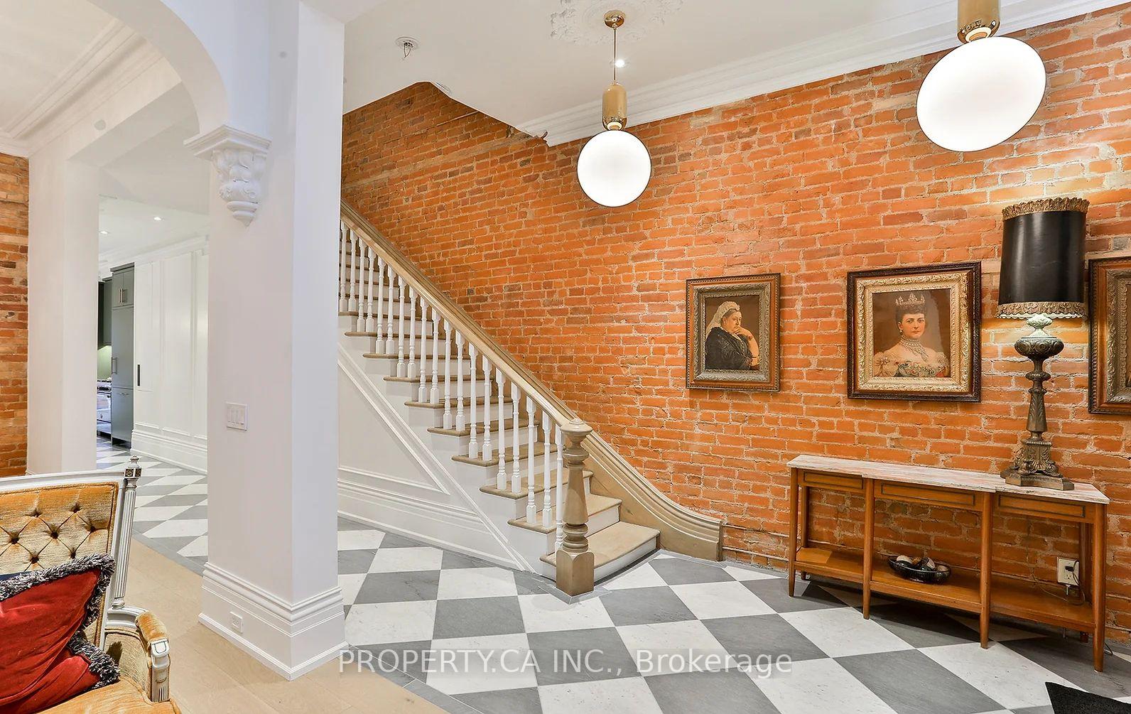 Photo 20 of Unit Main House, 38 Beaconsfield Avenue, Toronto, Little Portugal — HOMEH