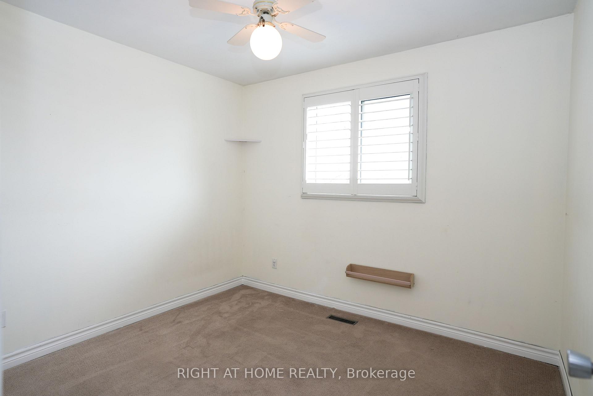 Photo 21 of 1266 Lakeview Drive, Oakville, Falgarwood — HOMEH