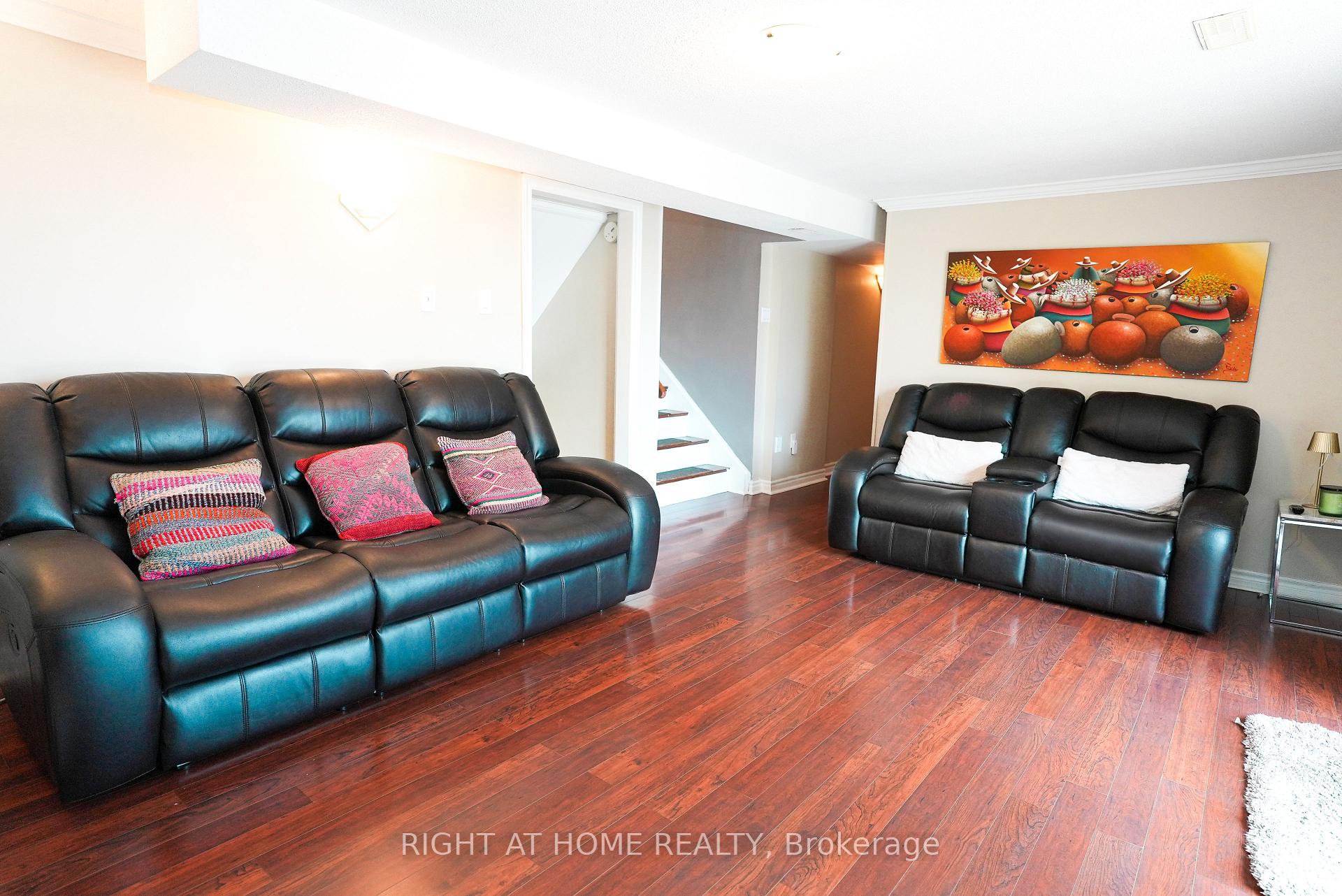 Photo 28 of 1266 Lakeview Drive, Oakville, Falgarwood — HOMEH