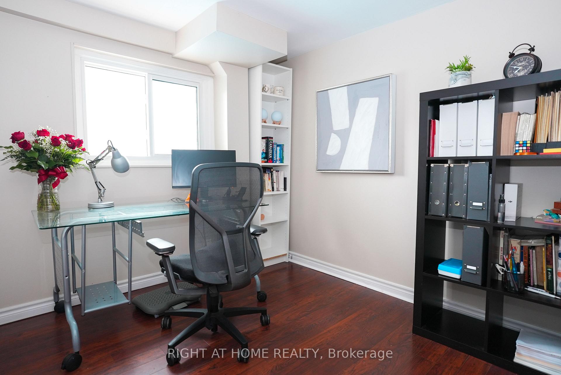 Photo 30 of 1266 Lakeview Drive, Oakville, Falgarwood — HOMEH