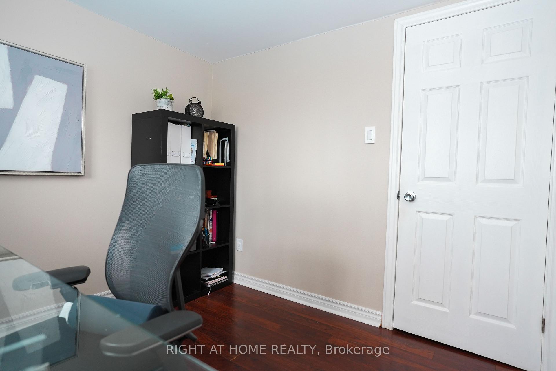 Photo 31 of 1266 Lakeview Drive, Oakville, Falgarwood — HOMEH