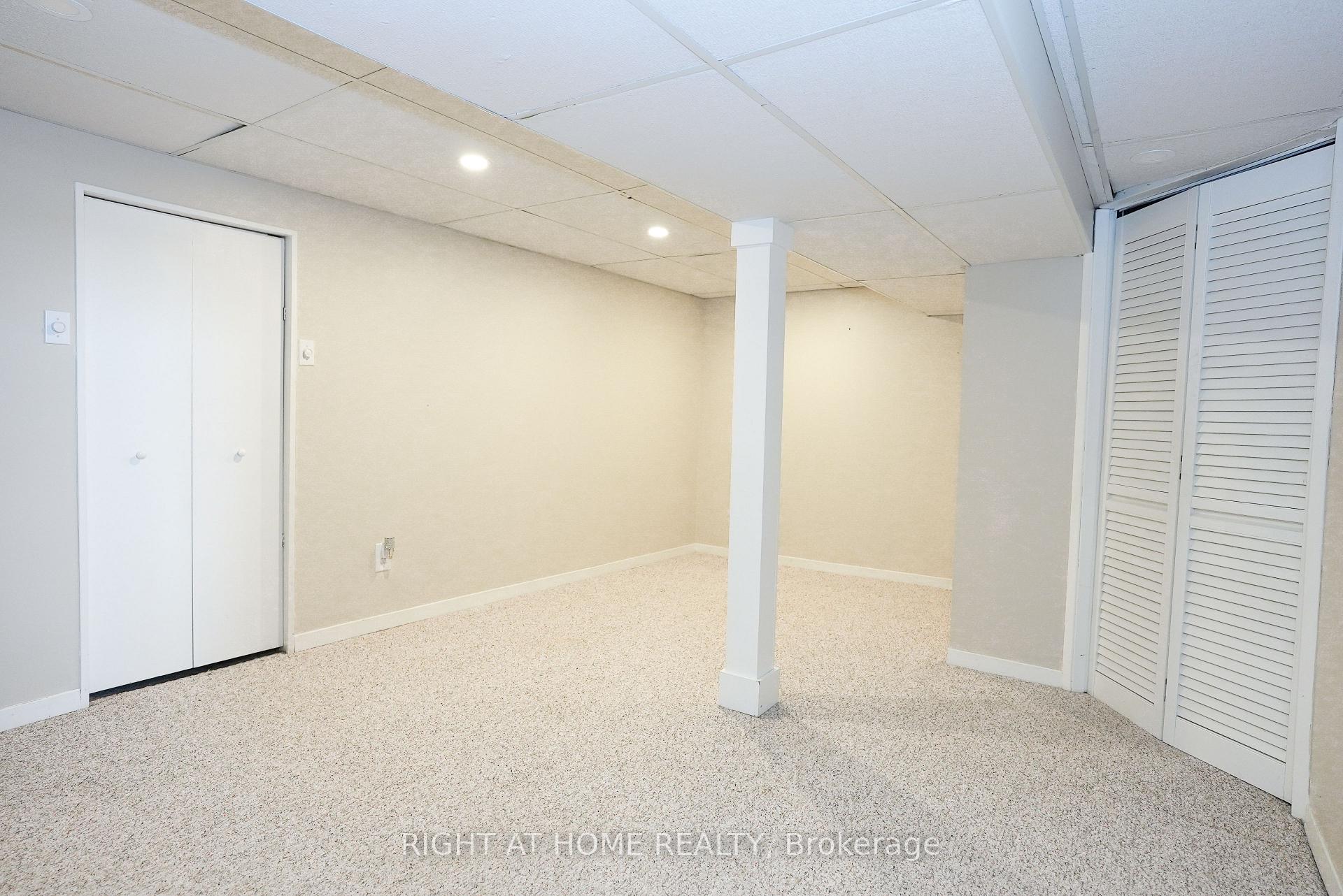 Photo 36 of 1266 Lakeview Drive, Oakville, Falgarwood — HOMEH