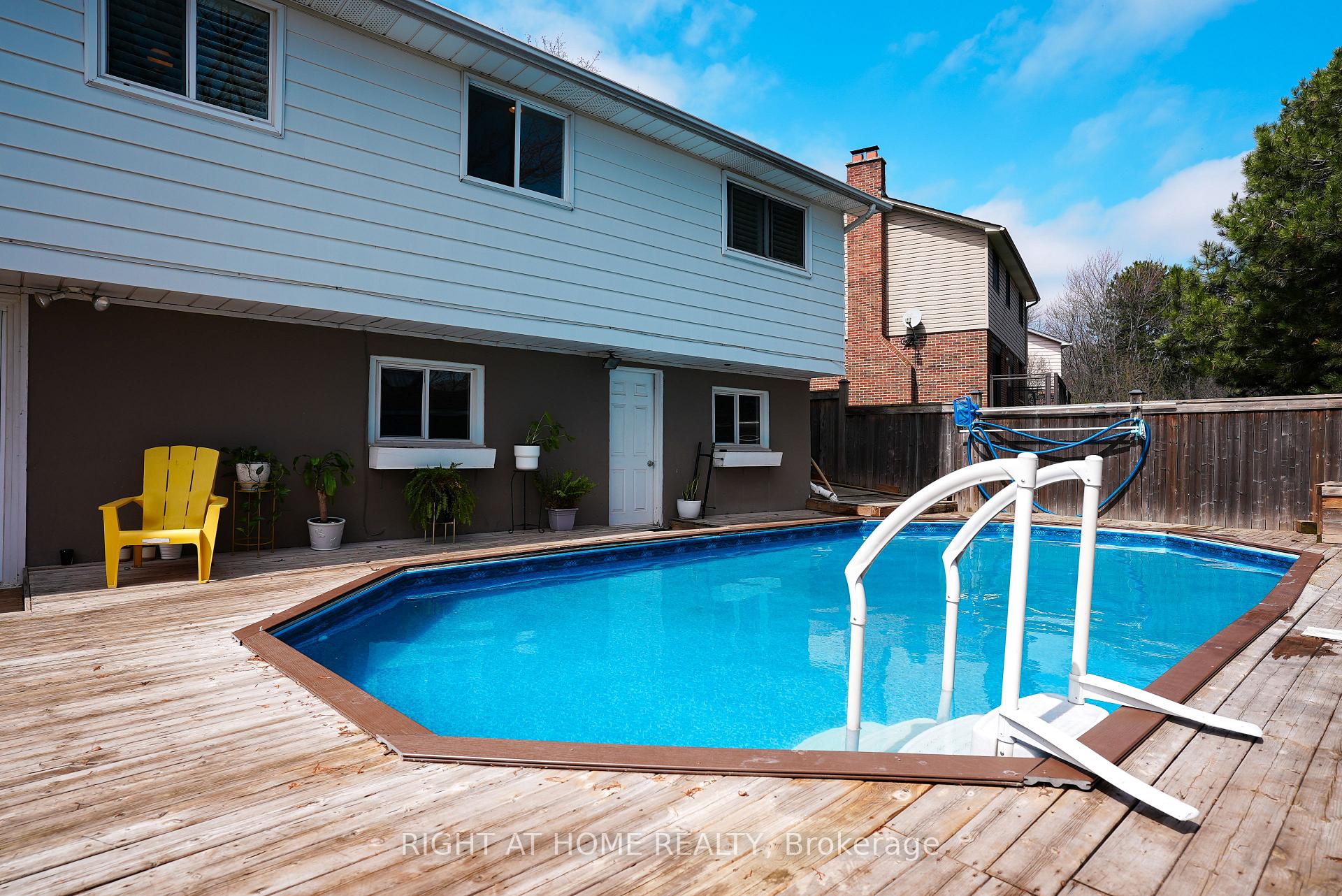 Photo 41 of 1266 Lakeview Drive, Oakville, Falgarwood — HOMEH