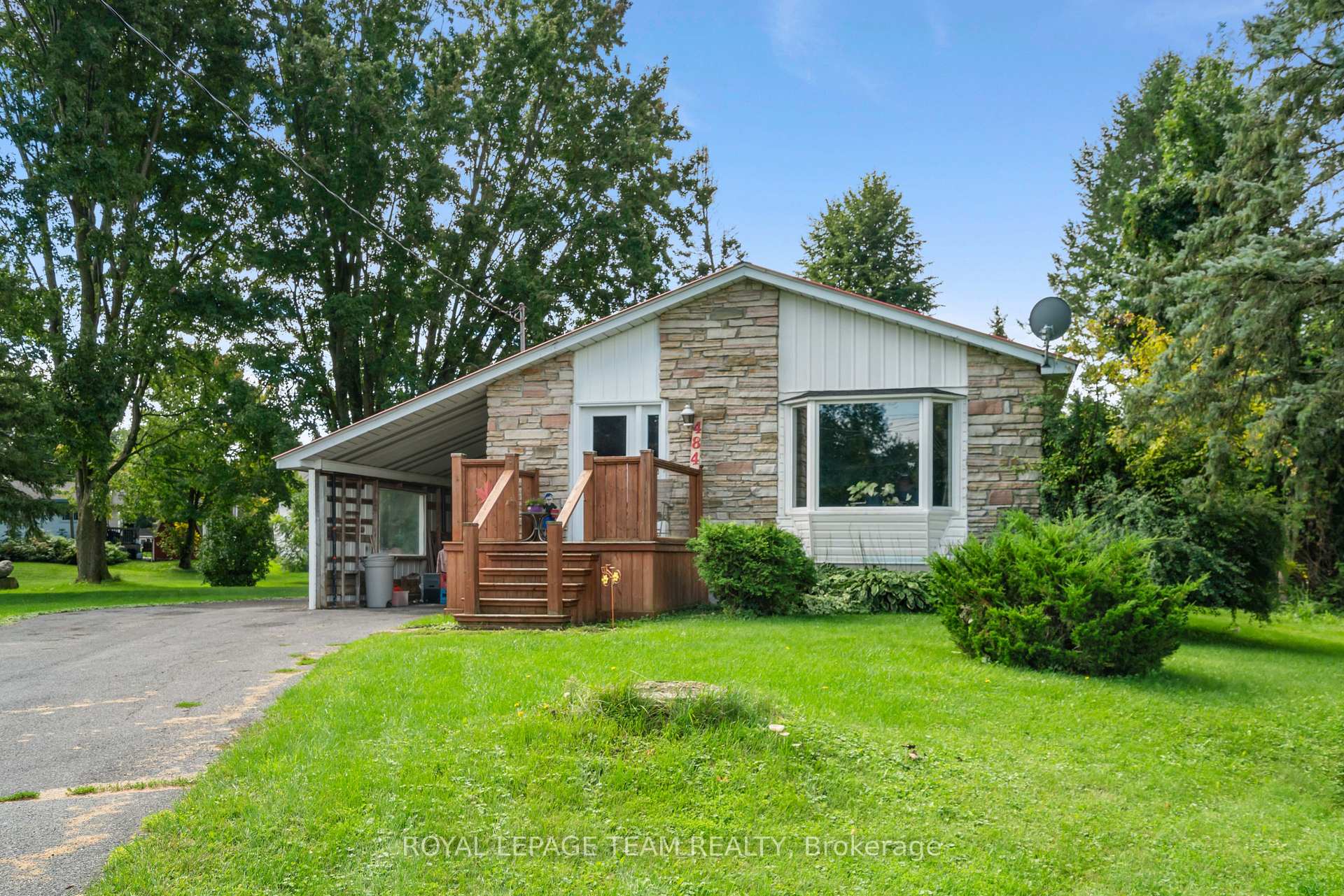 Photo 3 of 484 Annable Road, North Dundas, Winchester — HOMEH
