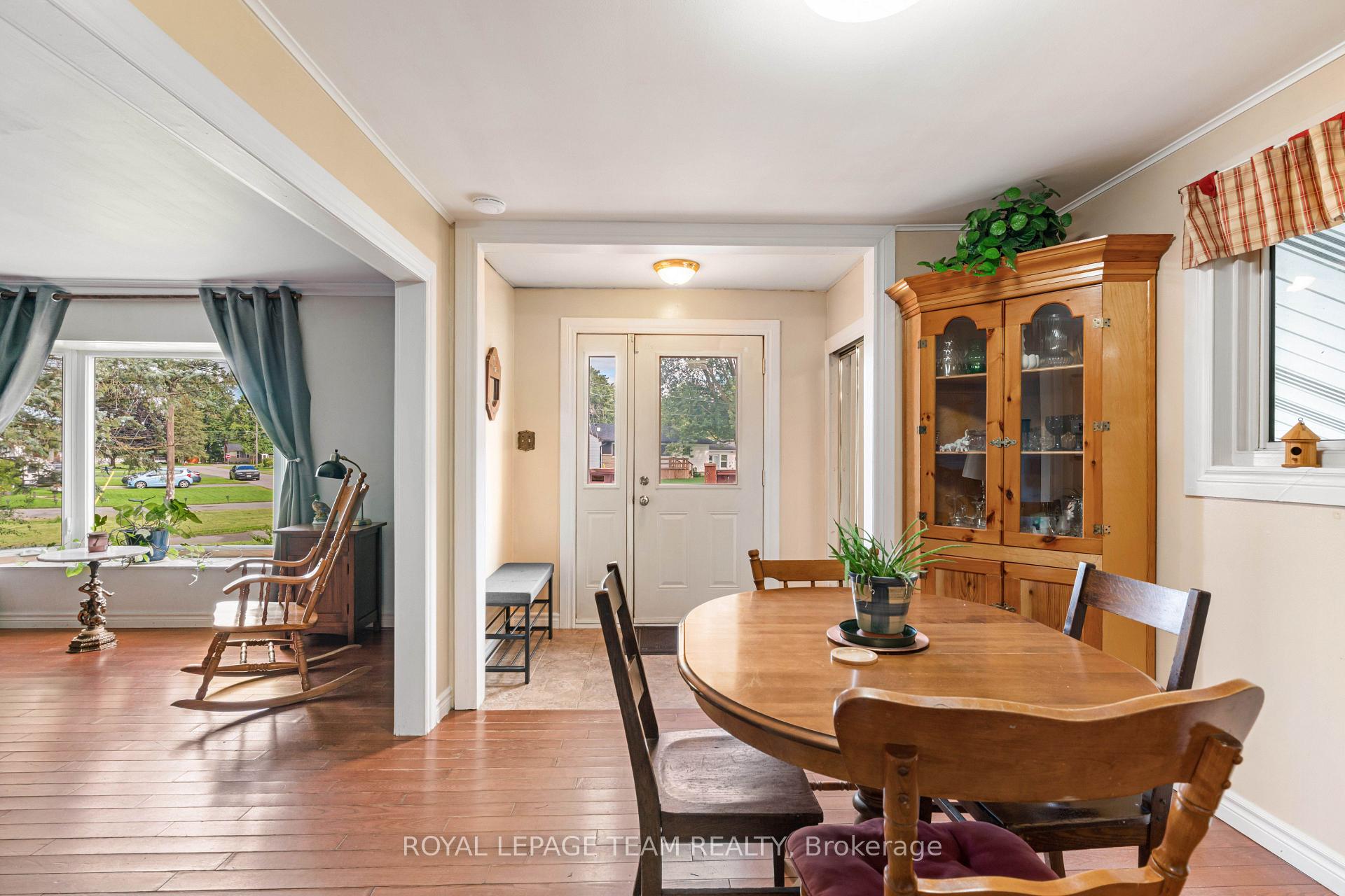 Photo 5 of 484 Annable Road, North Dundas, Winchester — HOMEH