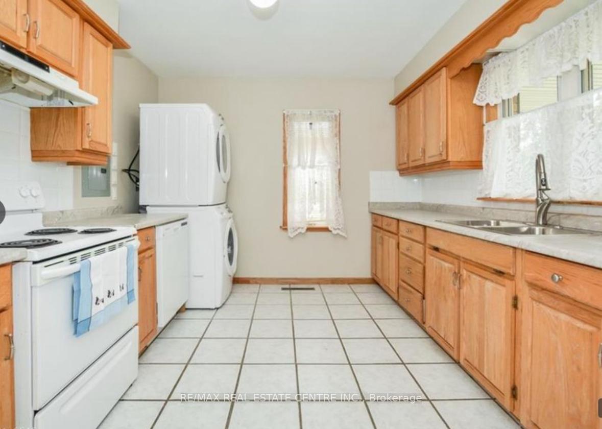 Photo 9 of Unit Main, 37 Mckenzie Avenue, Kitchener, King East — HOMEH