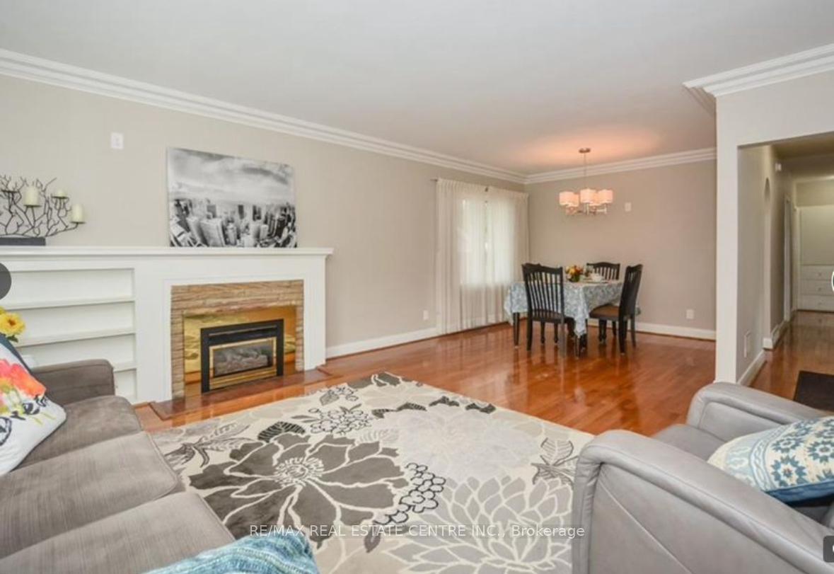 Photo 10 of Unit Main, 37 Mckenzie Avenue, Kitchener, King East — HOMEH