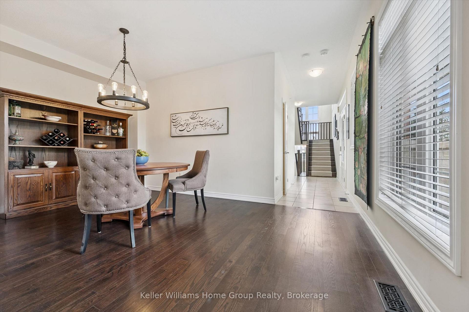 Photo 13 of 61 Ridgegate Crescent, Halton Hills, Georgetown — HOMEH