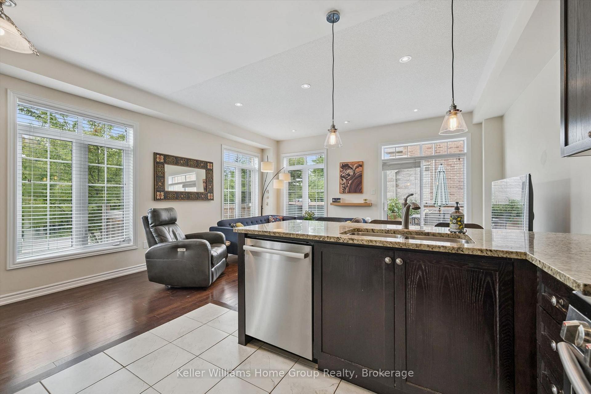 Photo 16 of 61 Ridgegate Crescent, Halton Hills, Georgetown — HOMEH