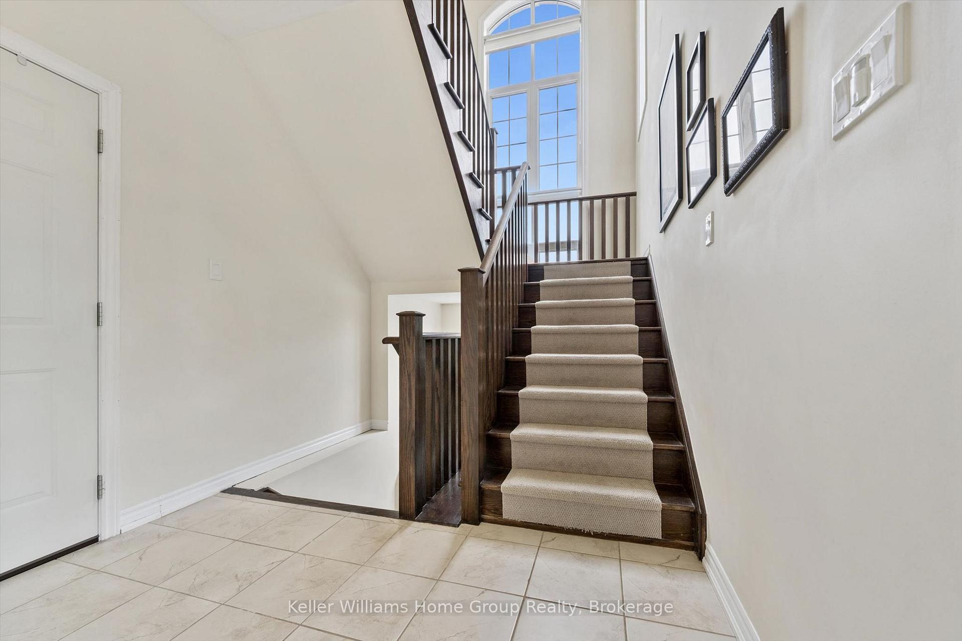 Photo 22 of 61 Ridgegate Crescent, Halton Hills, Georgetown — HOMEH