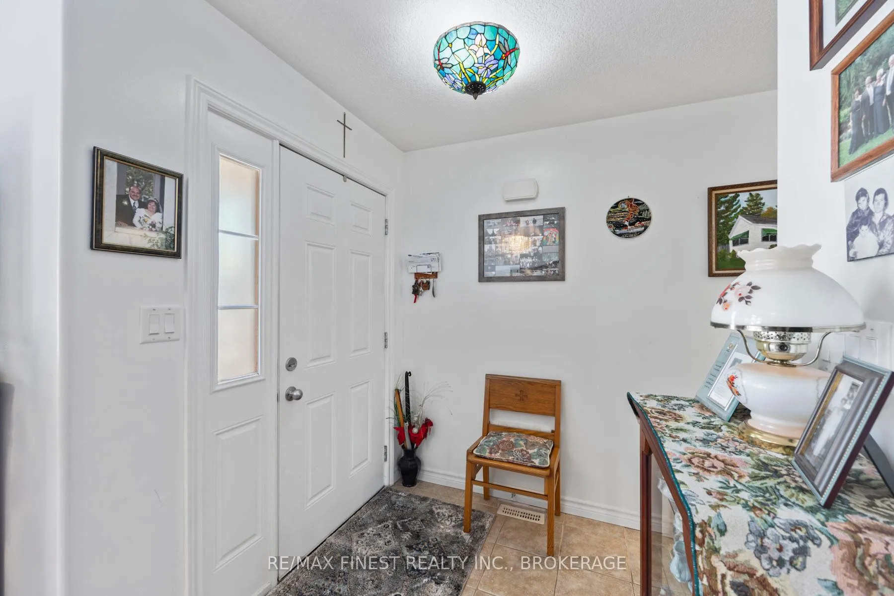 Photo 3 of 1133 Halifax Drive, Kingston, City Northwest — HOMEH