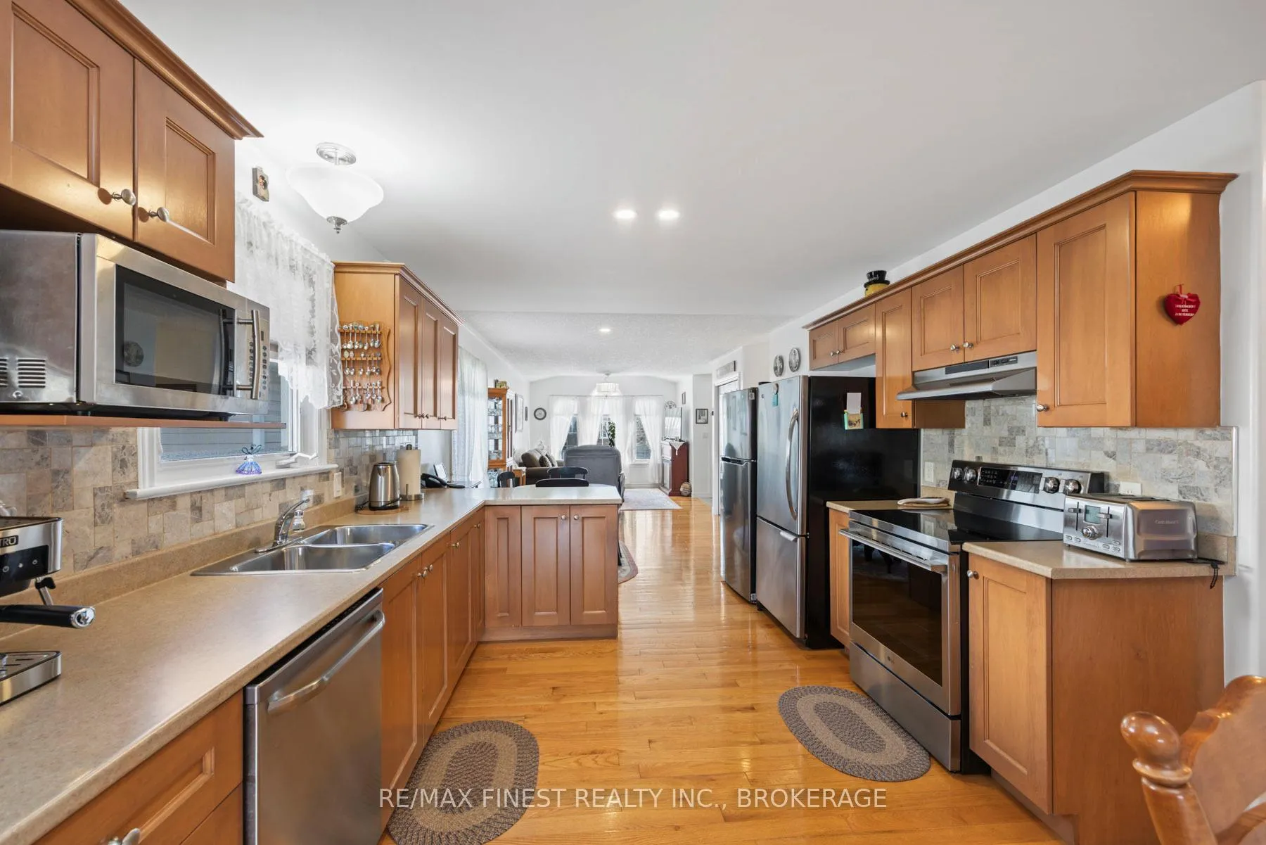 Photo 11 of 1133 Halifax Drive, Kingston, City Northwest — HOMEH