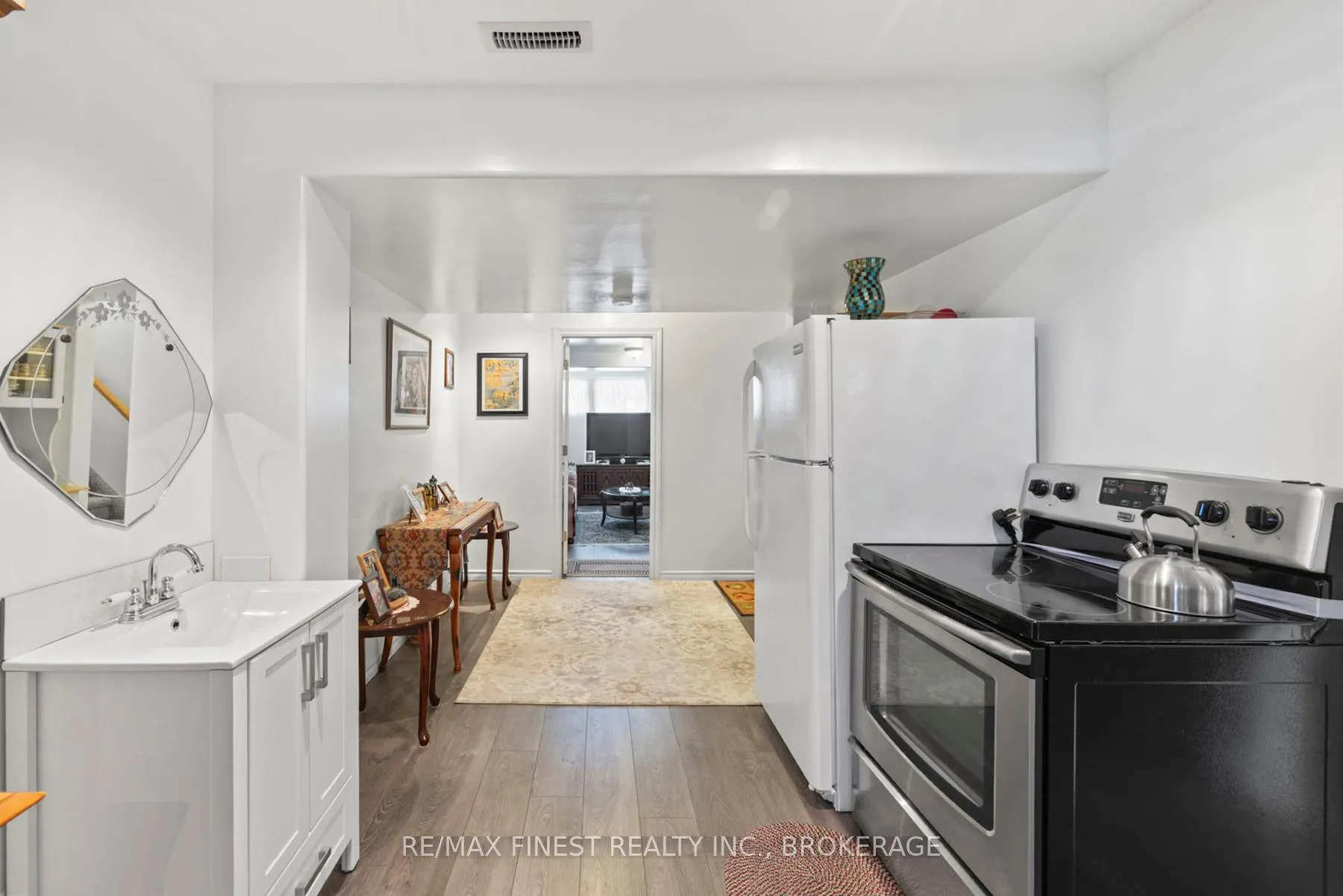 Photo 33 of 1133 Halifax Drive, Kingston, City Northwest — HOMEH