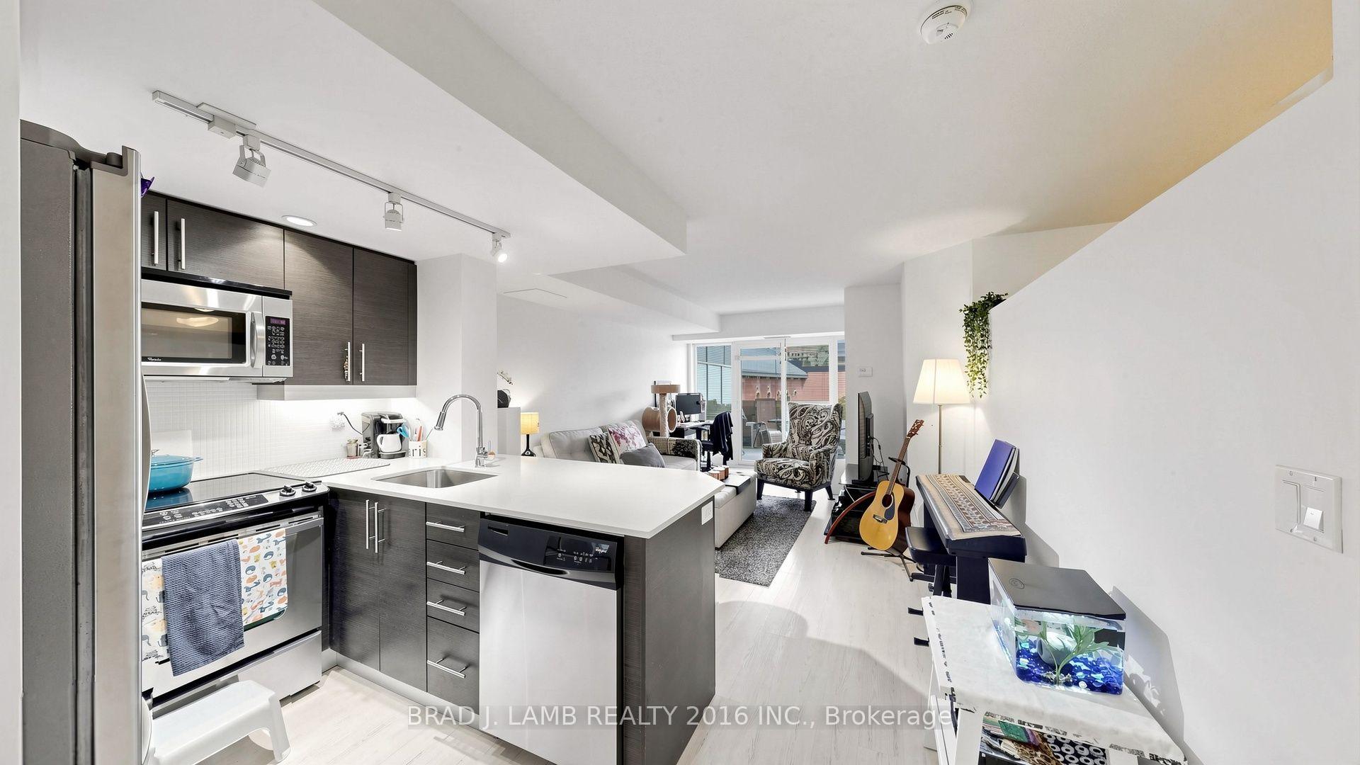 Photo of Unit 414, 65 East Liberty Street