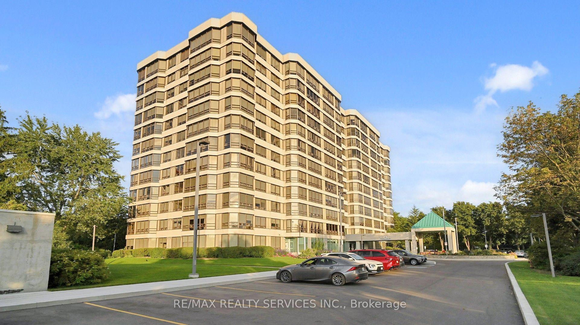 Photo 2 of Unit 508, 330 Mill Street S, Brampton, Brampton South — HOMEH