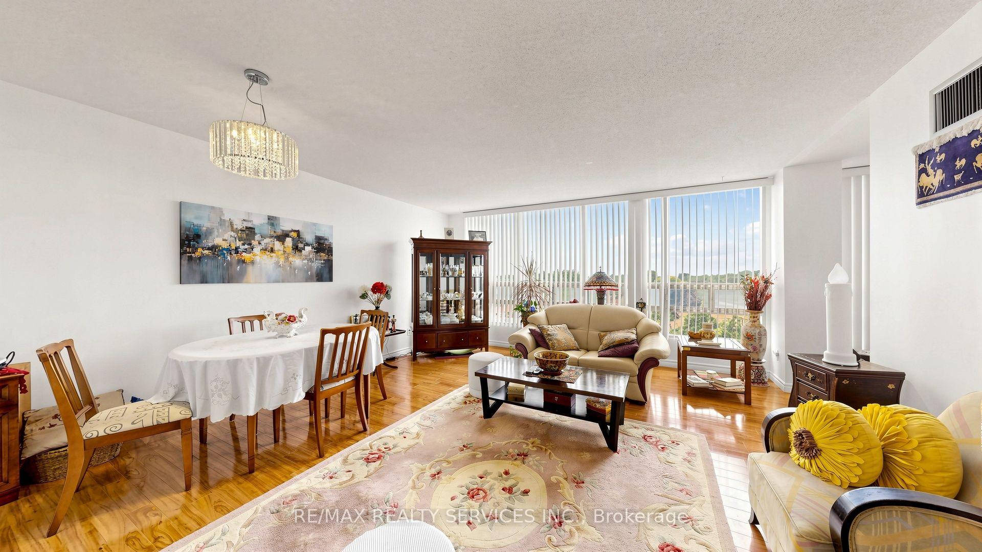 Photo 11 of Unit 508, 330 Mill Street S, Brampton, Brampton South — HOMEH
