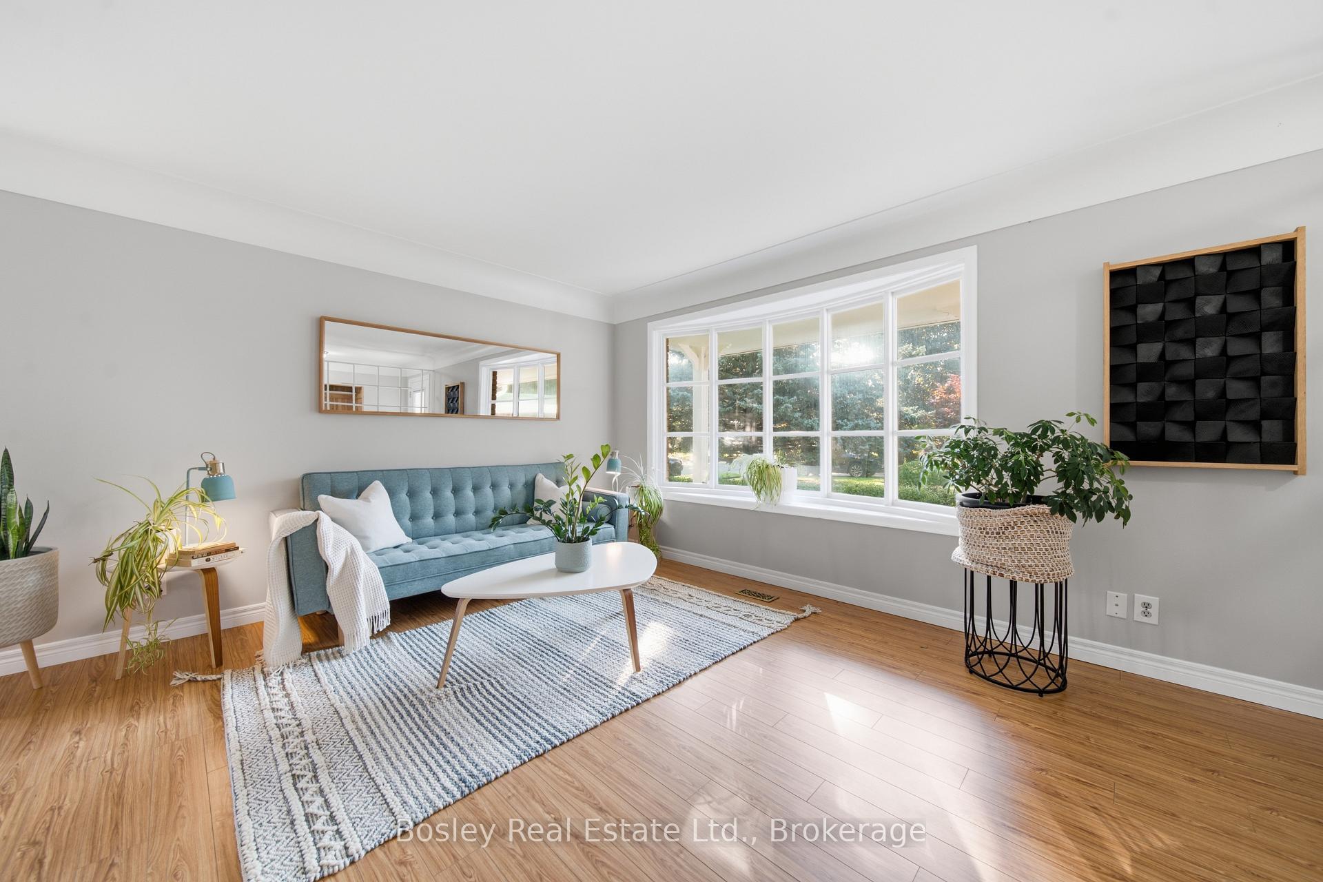 Photo 6 of 44 Brentwood Drive, Guelph, Riverside Park — HOMEH