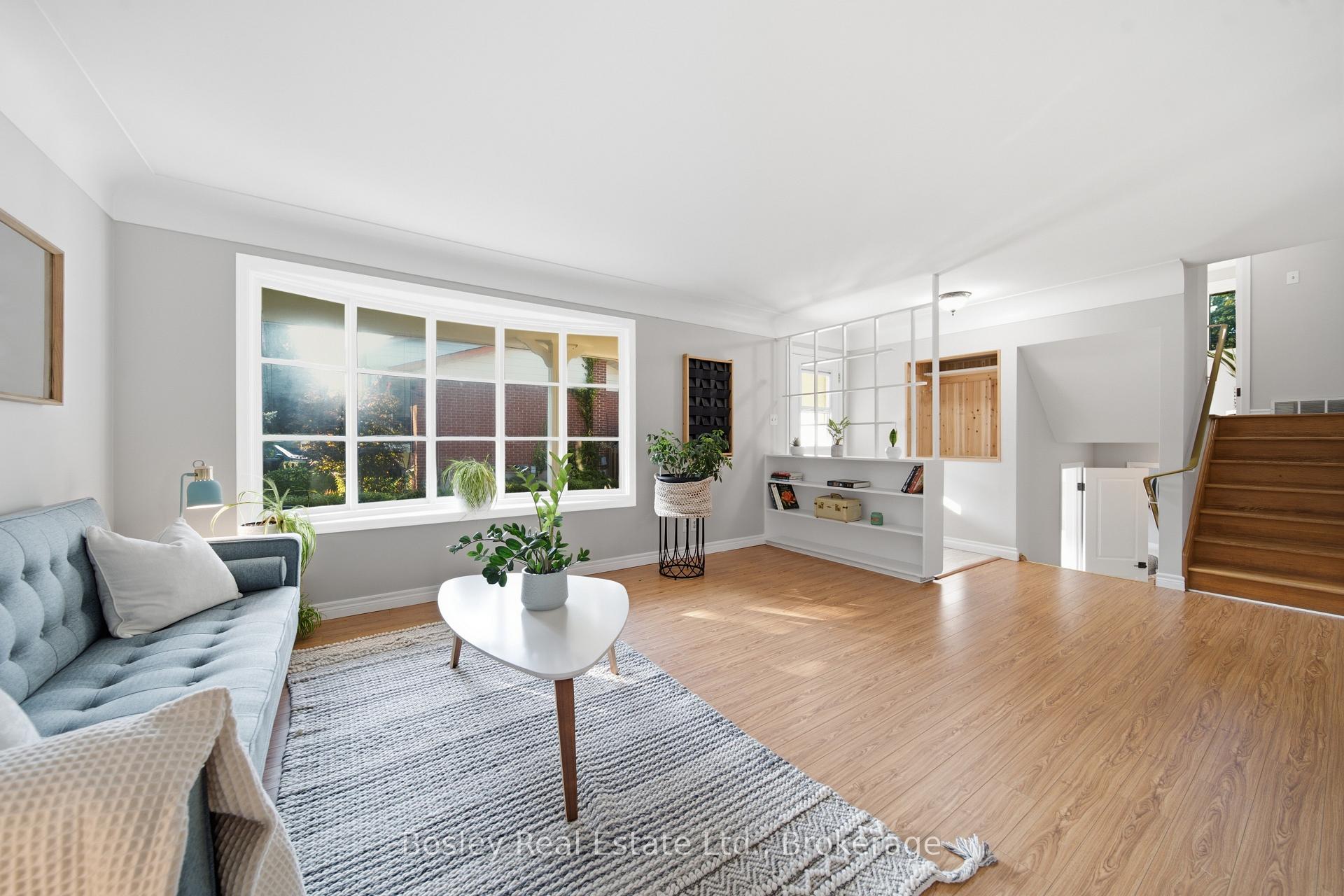 Photo 7 of 44 Brentwood Drive, Guelph, Riverside Park — HOMEH