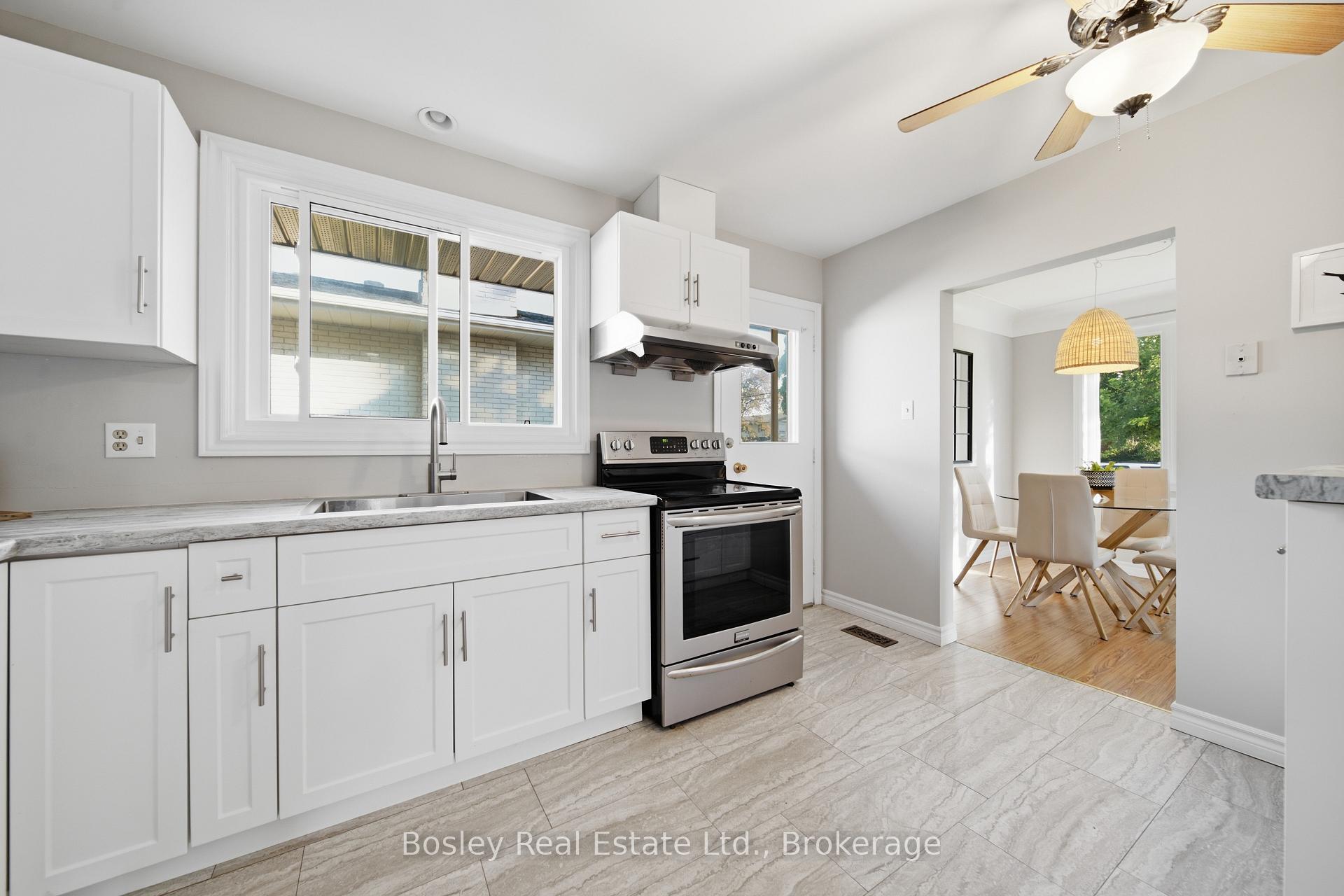 Photo 11 of 44 Brentwood Drive, Guelph, Riverside Park — HOMEH