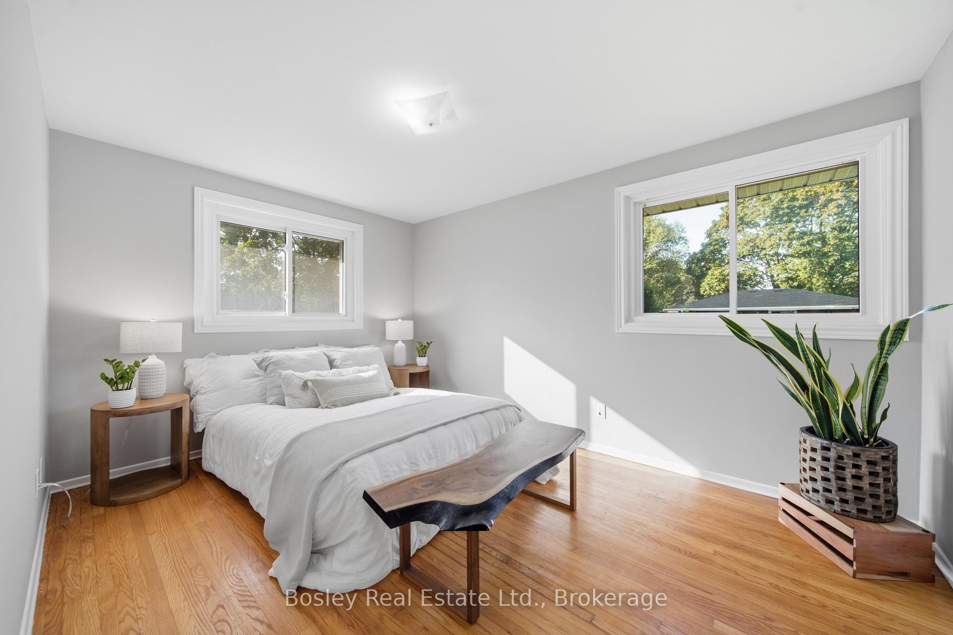 Photo 15 of 44 Brentwood Drive, Guelph, Riverside Park — HOMEH