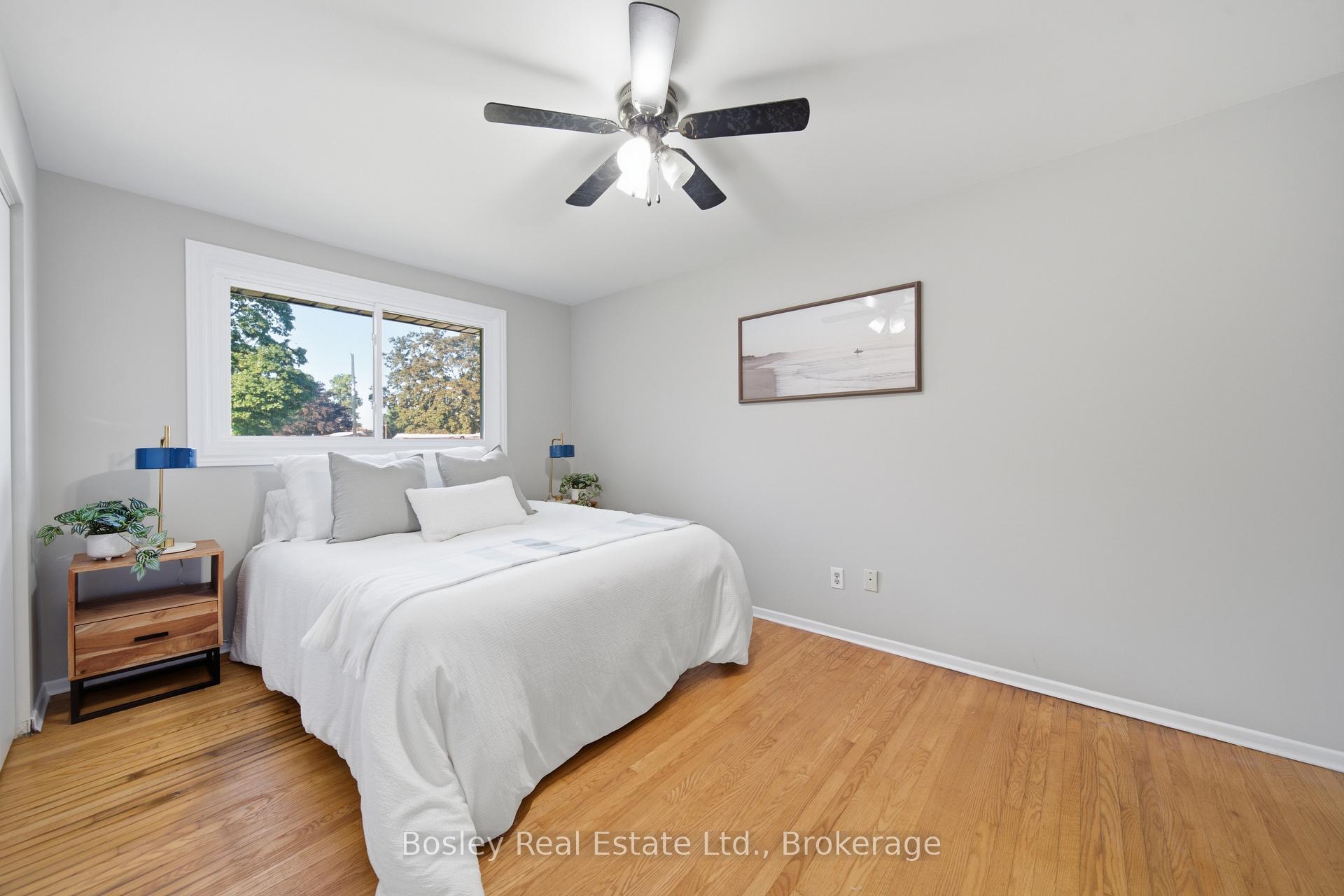 Photo 16 of 44 Brentwood Drive, Guelph, Riverside Park — HOMEH