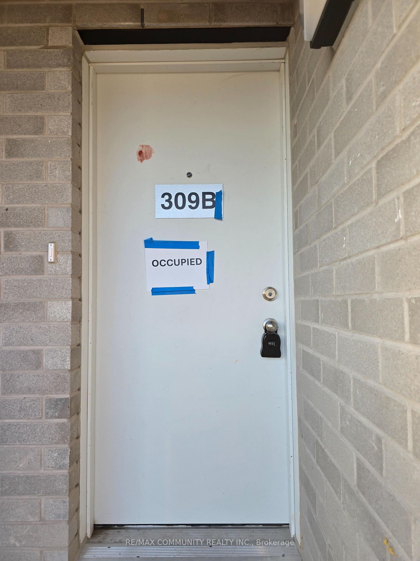 Photo 2 of Unit 309B, 16 Melbourne Avenue, St. Catharines, E. Chester — HOMEH
