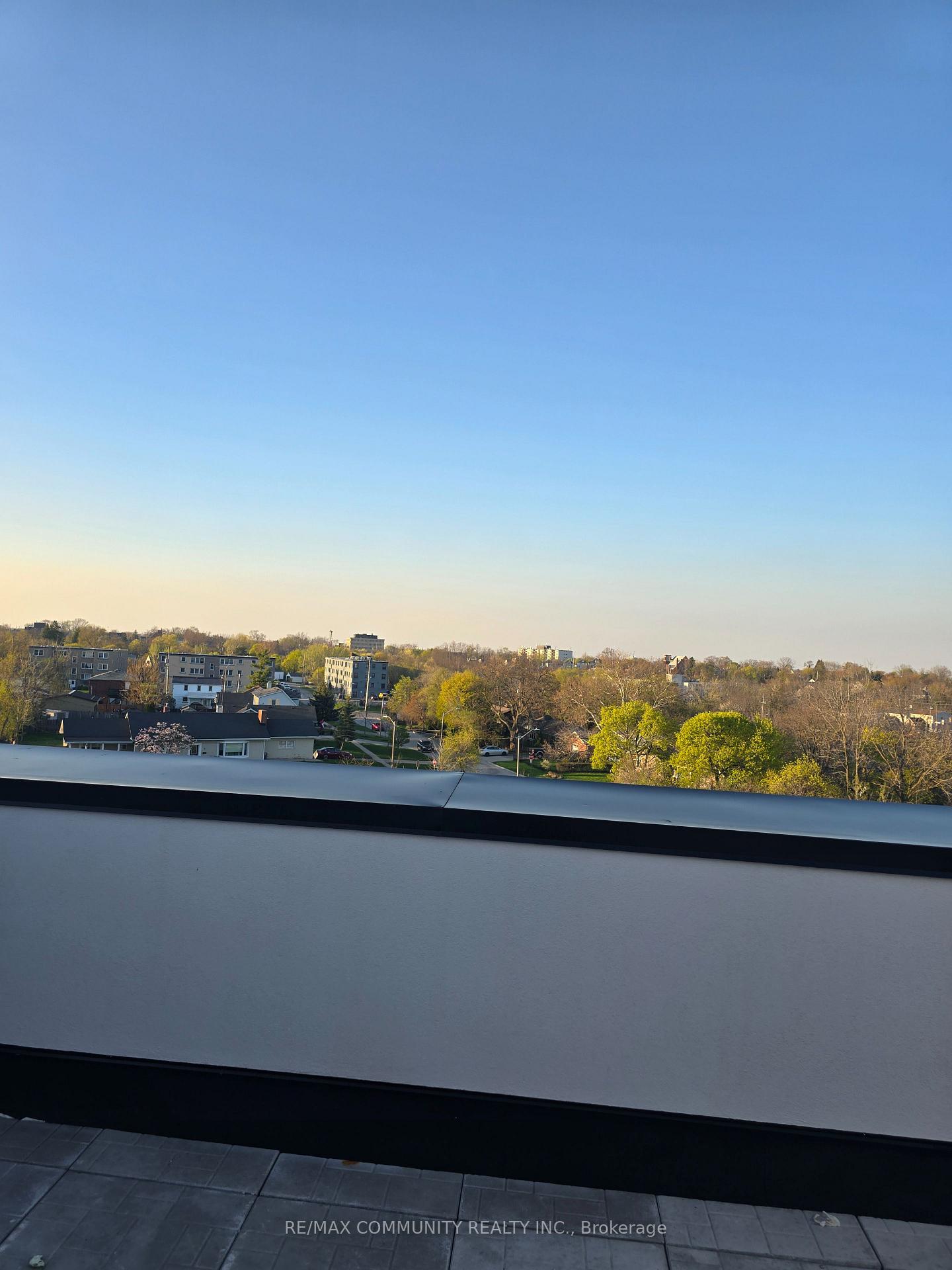 Photo 9 of Unit 309B, 16 Melbourne Avenue, St. Catharines, E. Chester — HOMEH