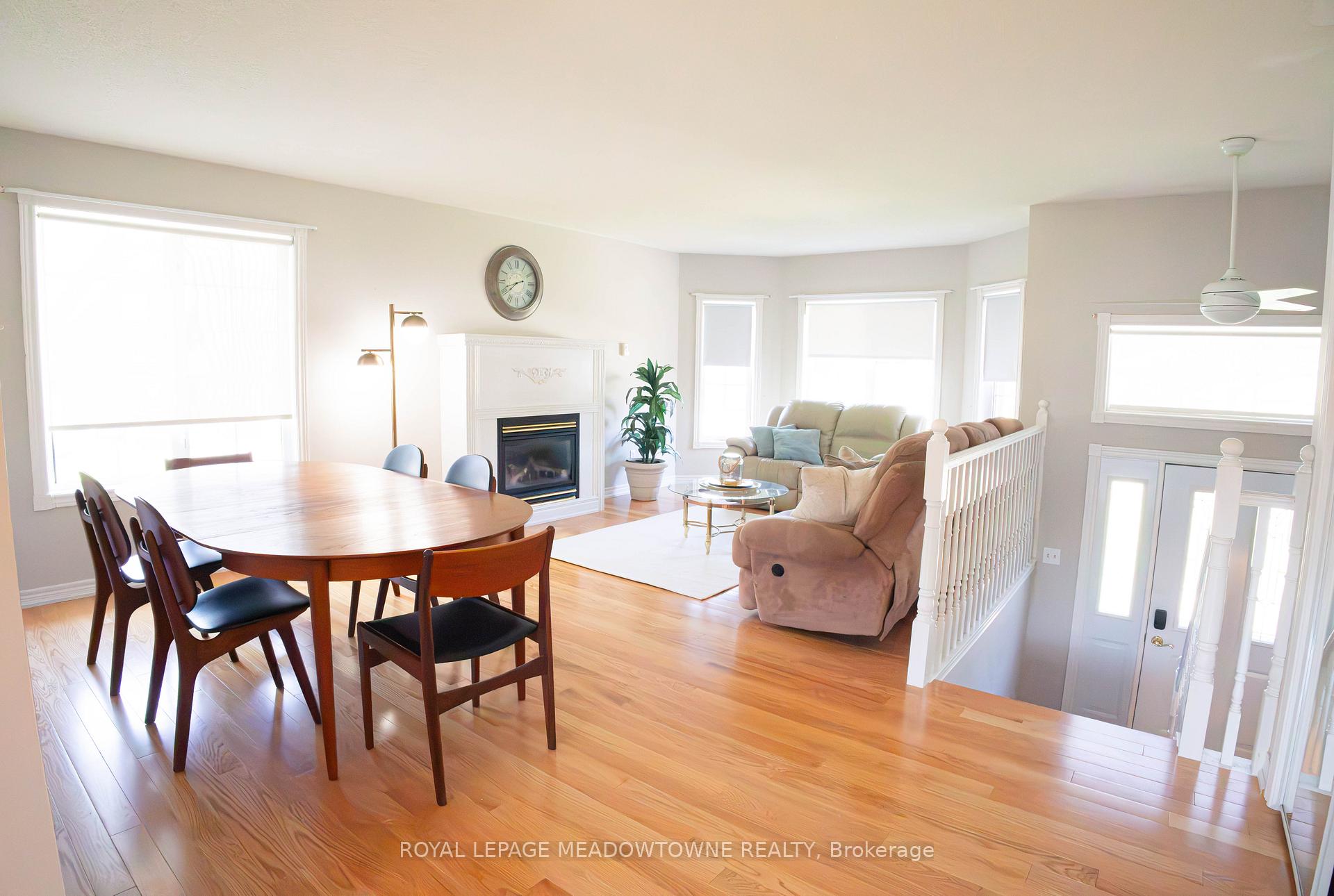 Photo 6 of 89 Royal Beech Drive, Wasaga Beach — HOMEH