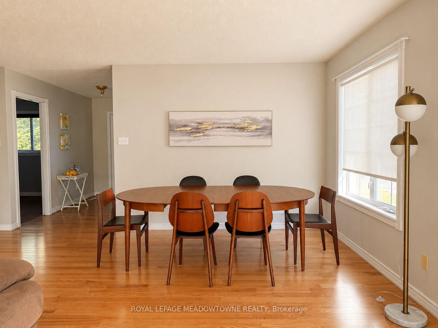 Photo 8 of 89 Royal Beech Drive, Wasaga Beach — HOMEH