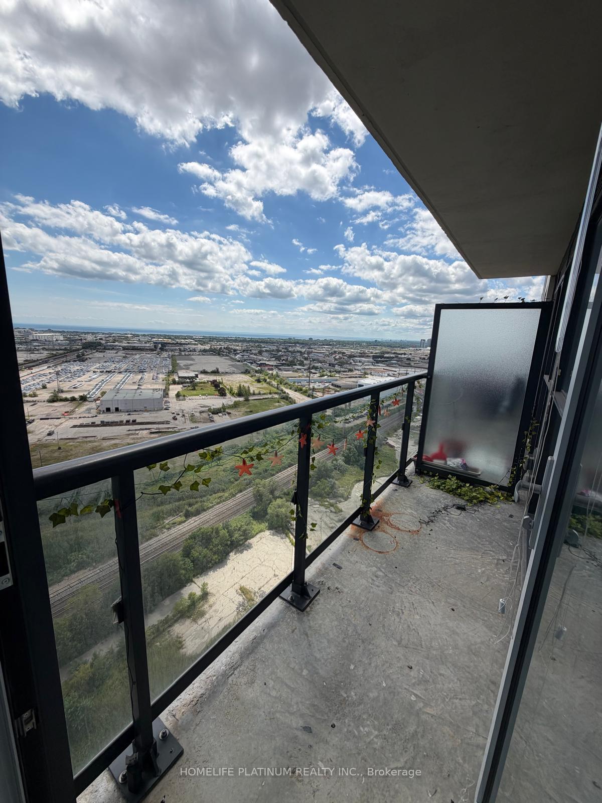 Photo 5 of Unit 2407, 20 Thomas Riley Road W, Etobicoke, Islington-City Centre West — HOMEH