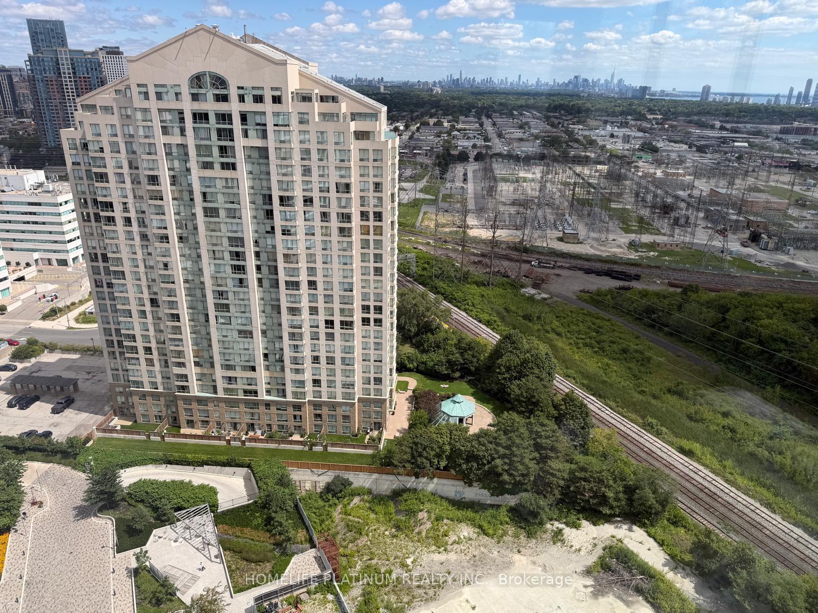 Photo 13 of Unit 2407, 20 Thomas Riley Road W, Etobicoke, Islington-City Centre West — HOMEH