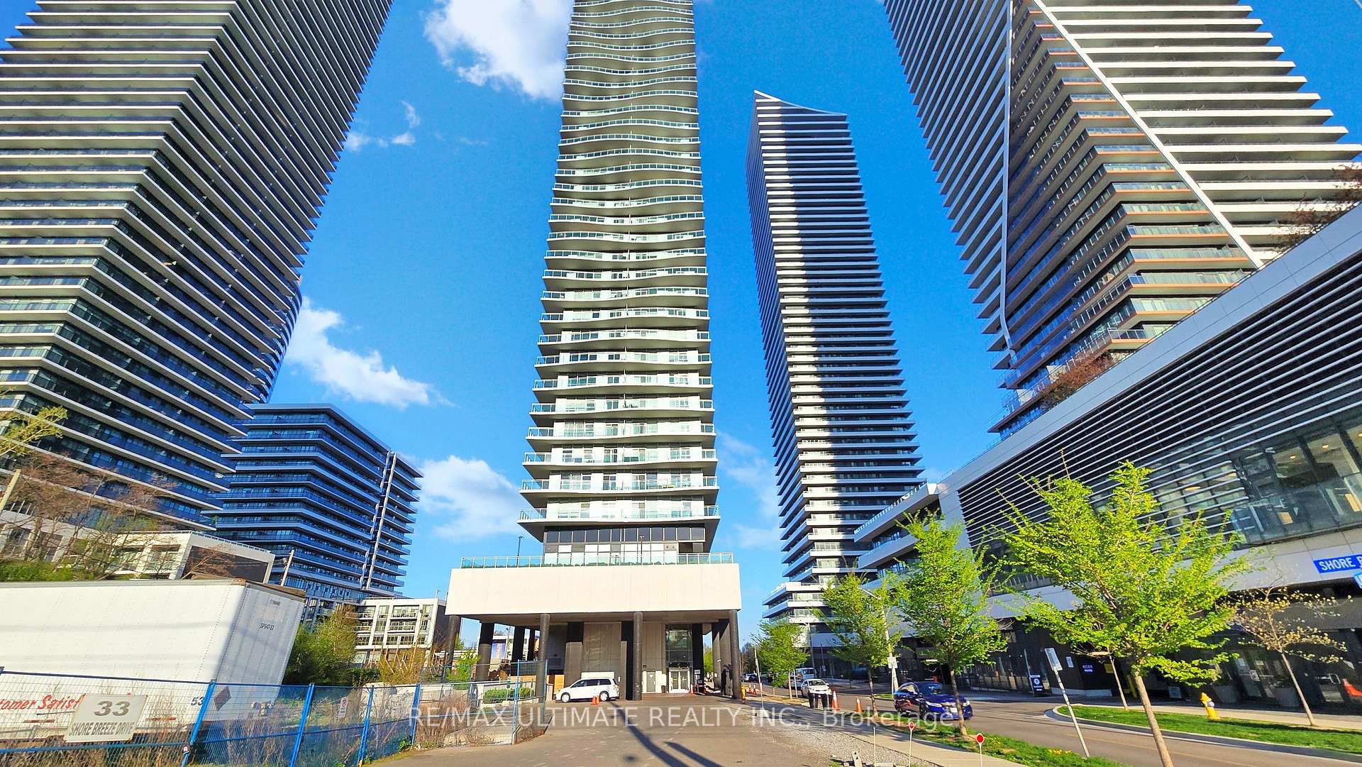 Front of Unit 1003, 33 Shore Breeze Drive
