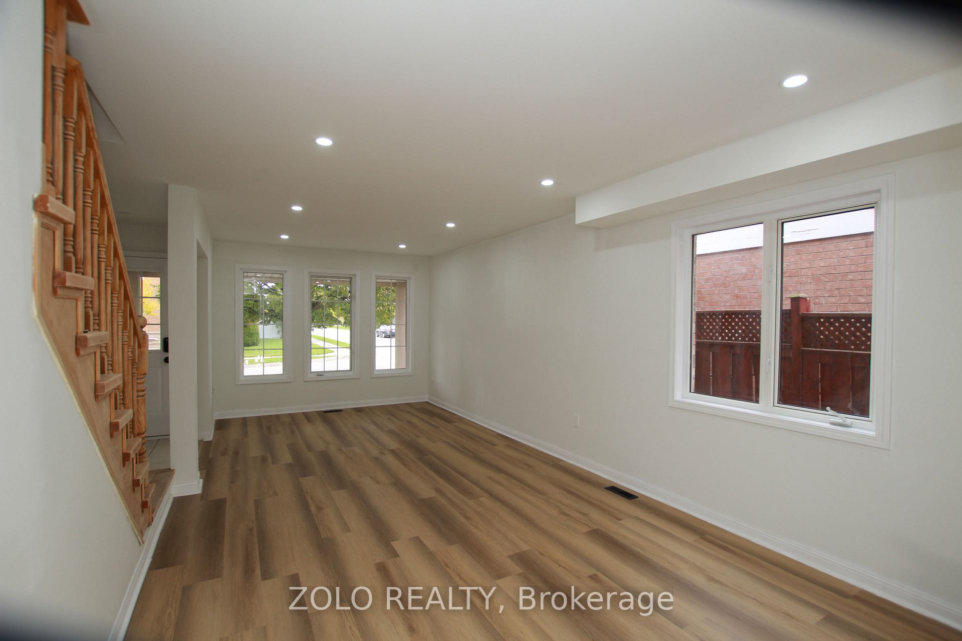 Photo 7 of 226 Equator Crescent N, Vaughan, Vellore Village — HOMEH
