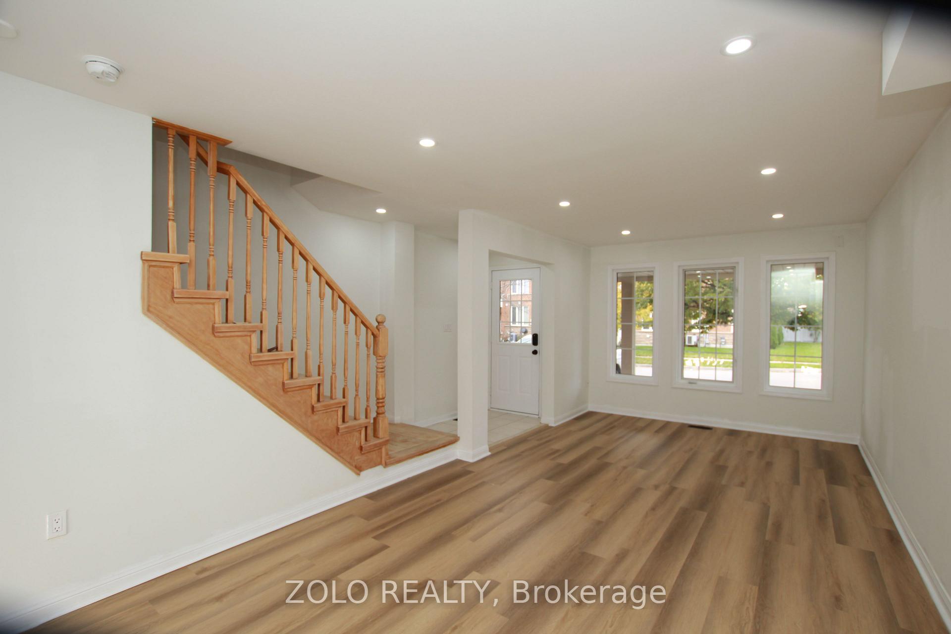 Photo 8 of 226 Equator Crescent N, Vaughan, Vellore Village — HOMEH