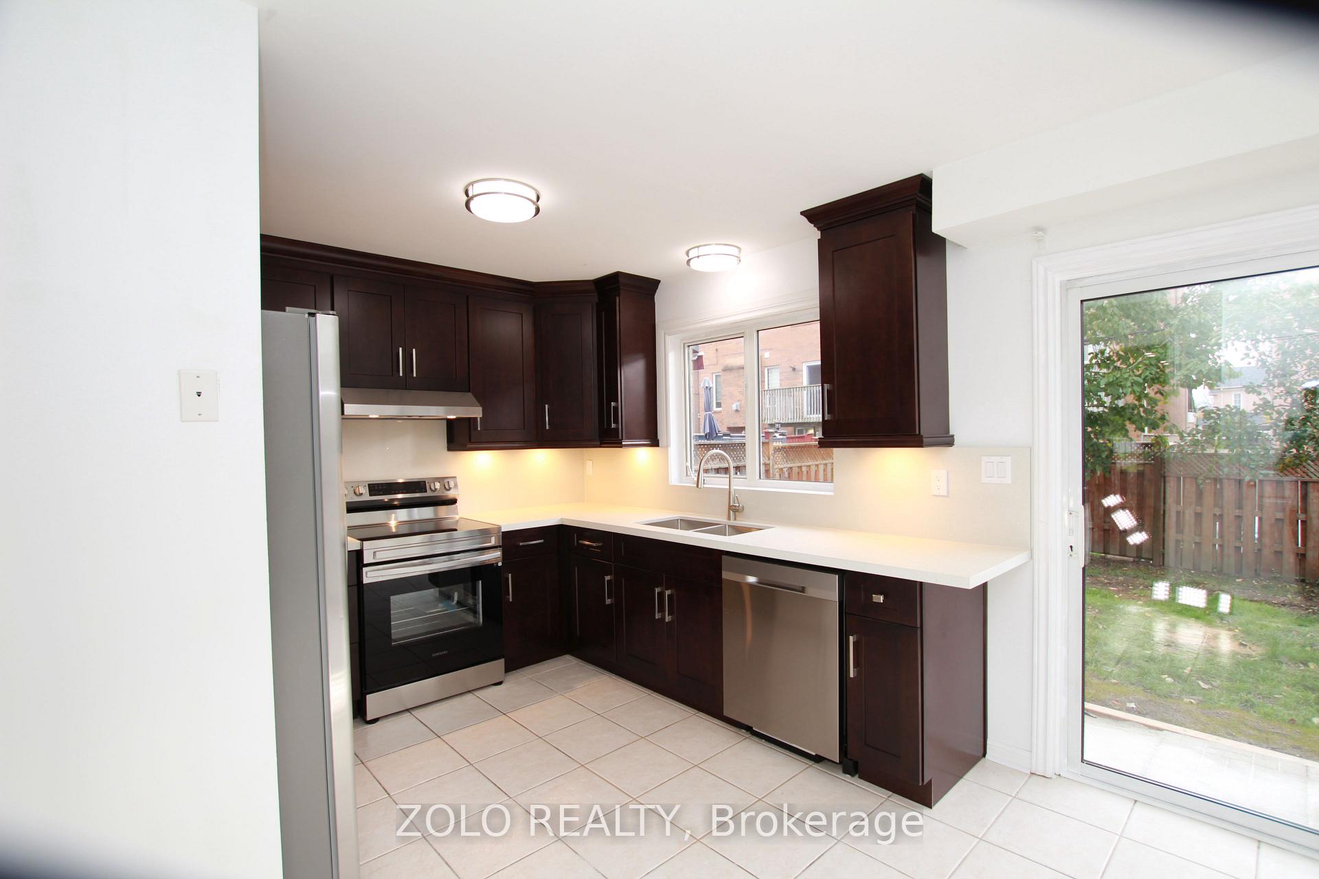 Photo 9 of 226 Equator Crescent N, Vaughan, Vellore Village — HOMEH