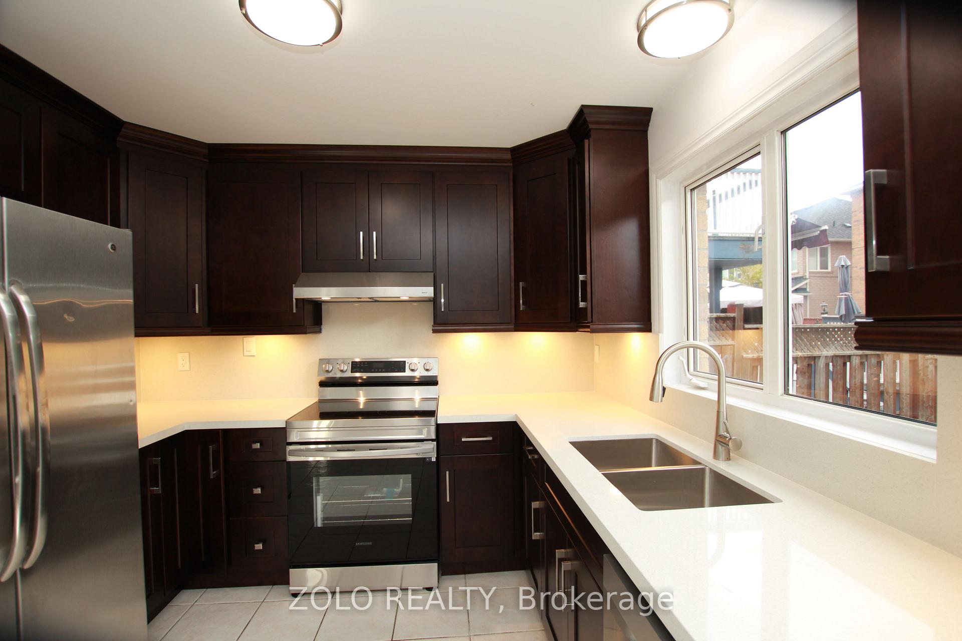 Photo 11 of 226 Equator Crescent N, Vaughan, Vellore Village — HOMEH