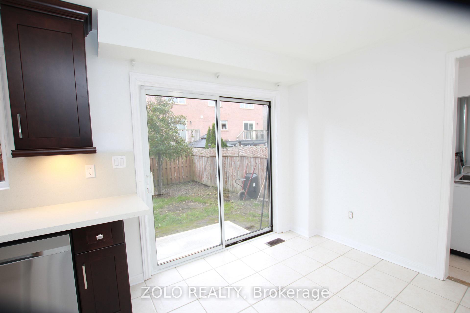 Photo 12 of 226 Equator Crescent N, Vaughan, Vellore Village — HOMEH