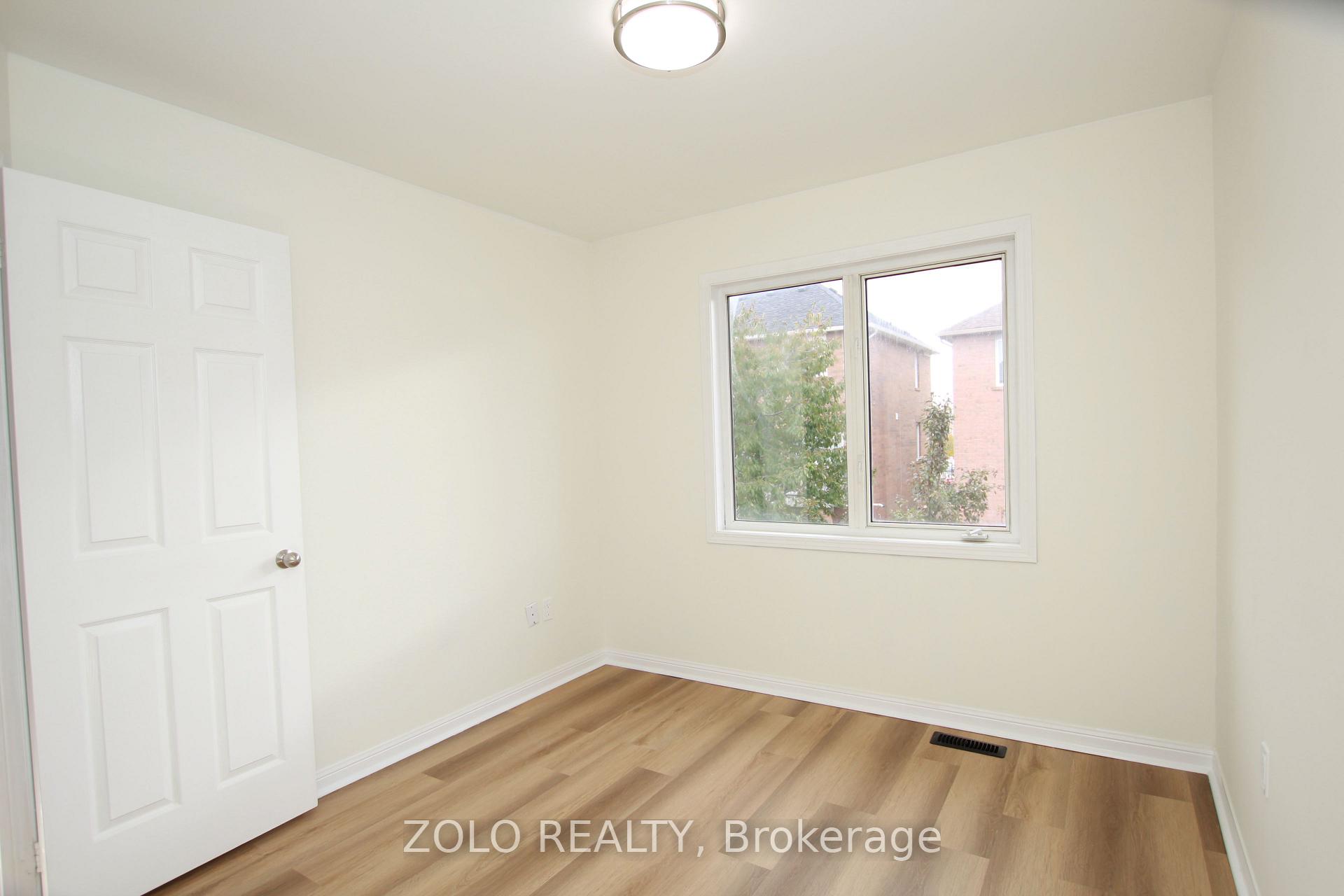 Photo 20 of 226 Equator Crescent N, Vaughan, Vellore Village — HOMEH