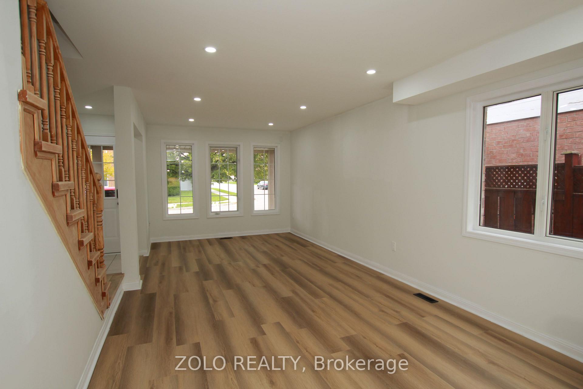 Photo 33 of 226 Equator Crescent N, Vaughan, Vellore Village — HOMEH