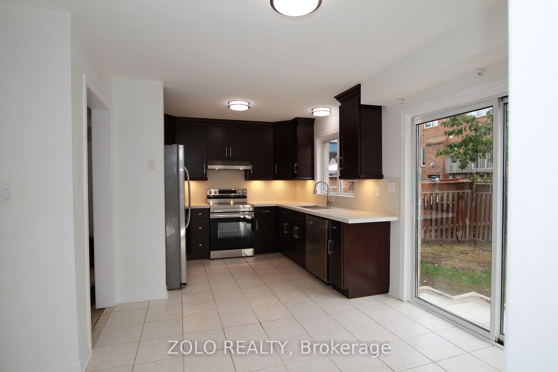Photo 36 of 226 Equator Crescent N, Vaughan, Vellore Village — HOMEH