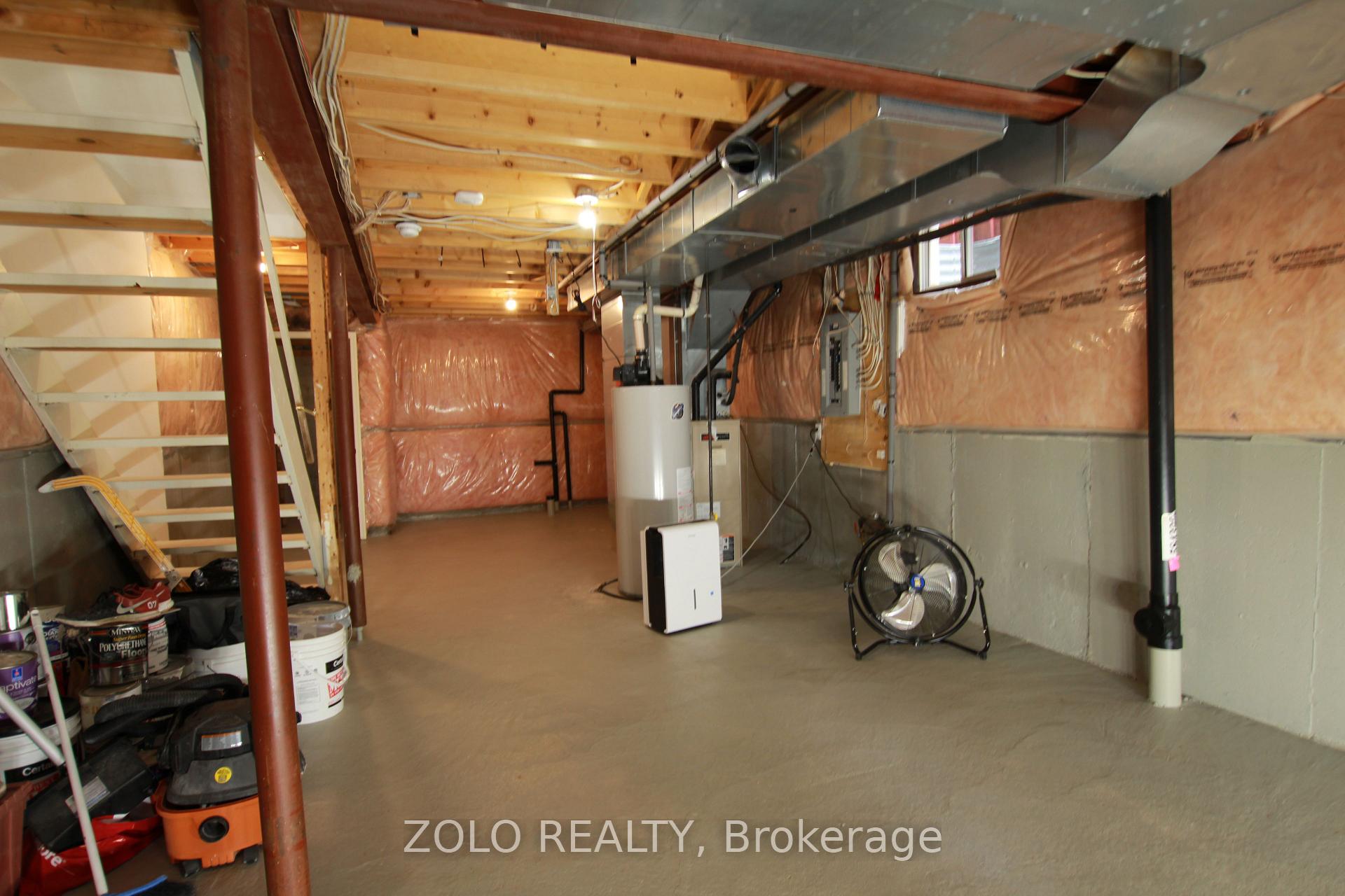 Photo 38 of 226 Equator Crescent N, Vaughan, Vellore Village — HOMEH