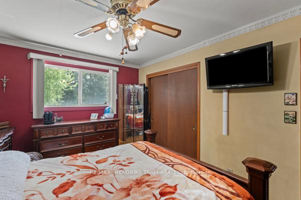 Photo 15 of 33 Meadowbrook Crescent, St. Catharines, Carlton/Bunting — HOMEH