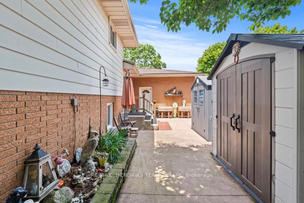 Photo 30 of 33 Meadowbrook Crescent, St. Catharines, Carlton/Bunting — HOMEH