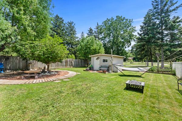 Photo 34 of 33 Meadowbrook Crescent, St. Catharines, Carlton/Bunting — HOMEH