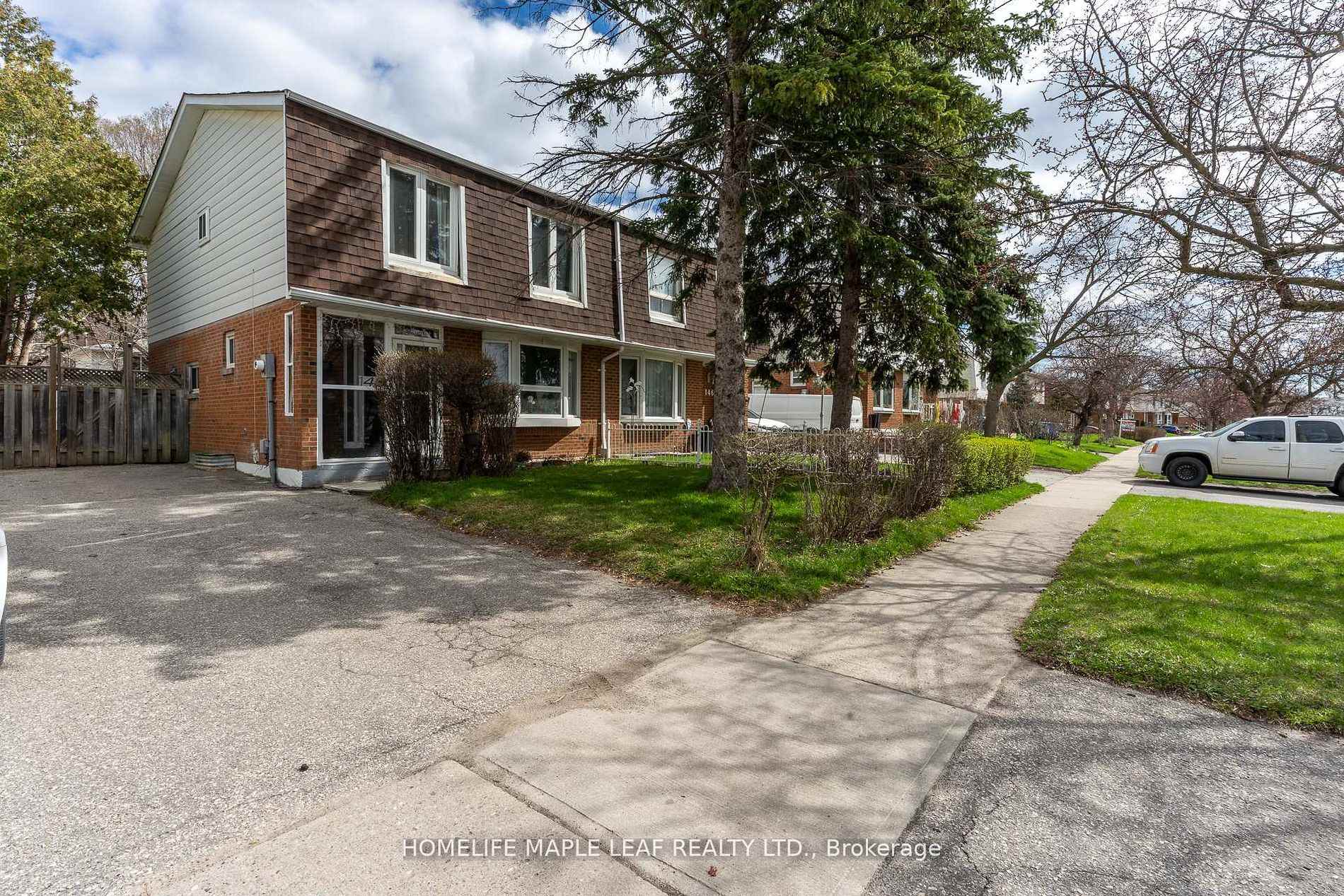 Photo 2 of 148 Hansen Road N, Brampton, Madoc — HOMEH