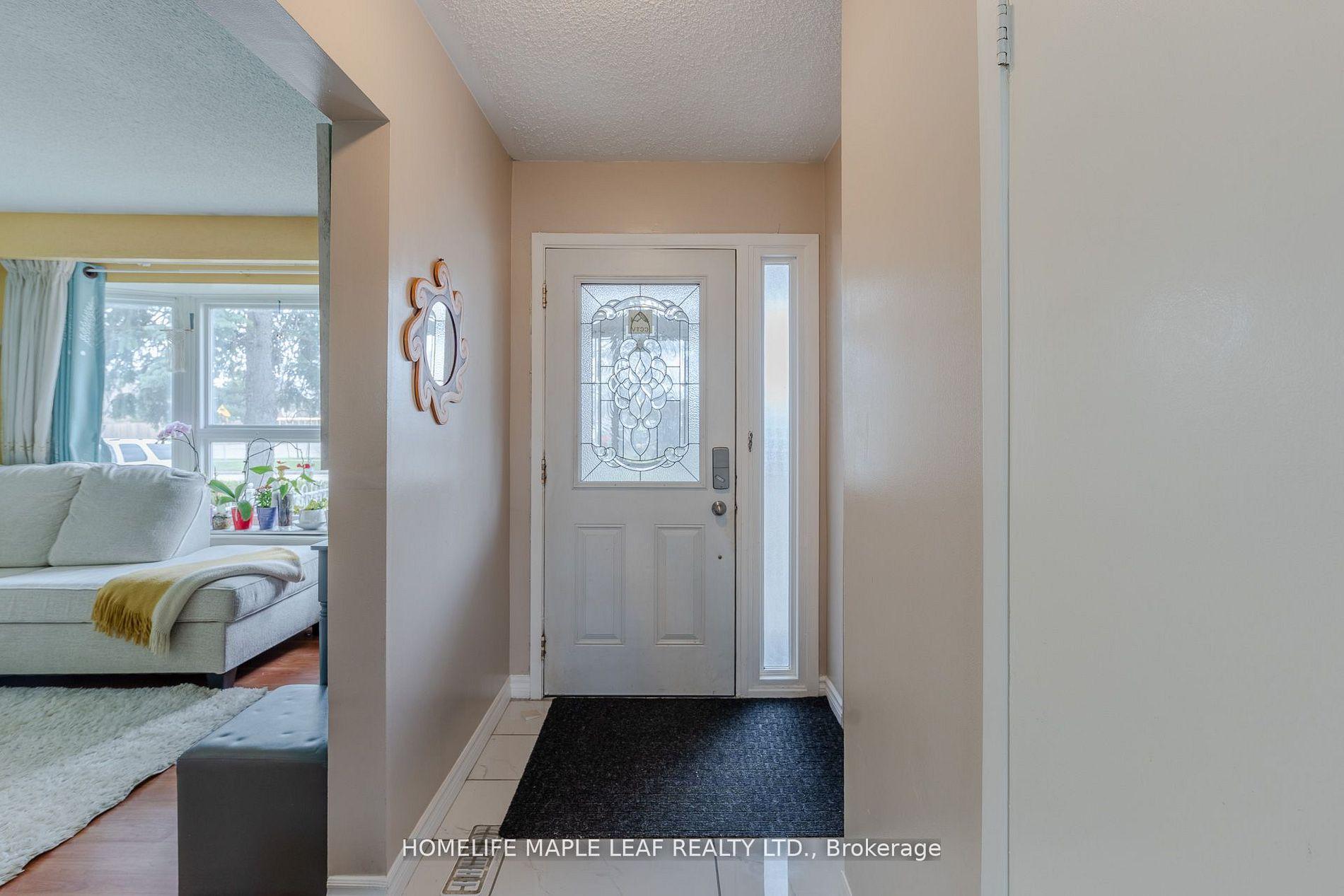 Photo 5 of 148 Hansen Road N, Brampton, Madoc — HOMEH