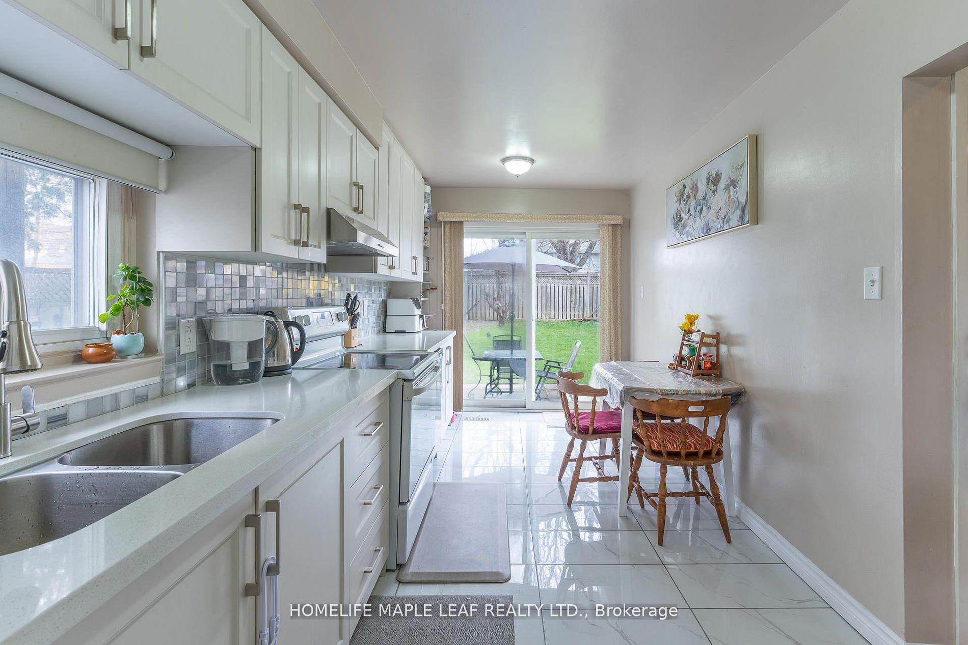 Photo 12 of 148 Hansen Road N, Brampton, Madoc — HOMEH