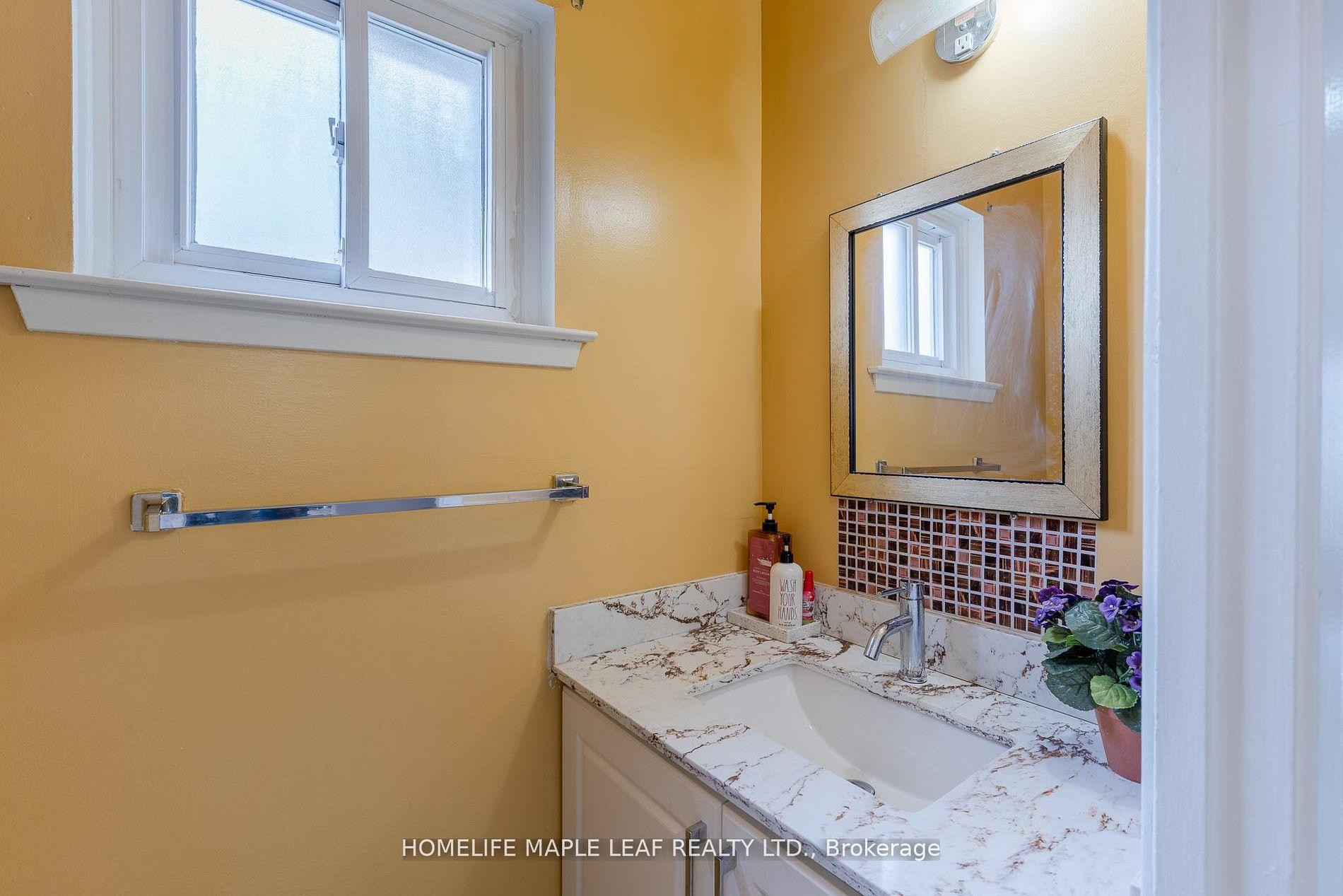 Photo 14 of 148 Hansen Road N, Brampton, Madoc — HOMEH