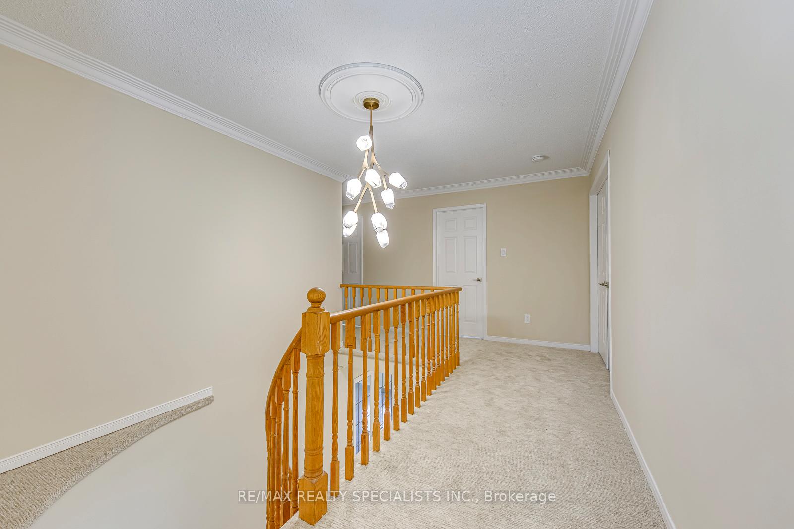 Photo 26 of 102 Sunforest Drive, Brampton, Heart Lake West — HOMEH