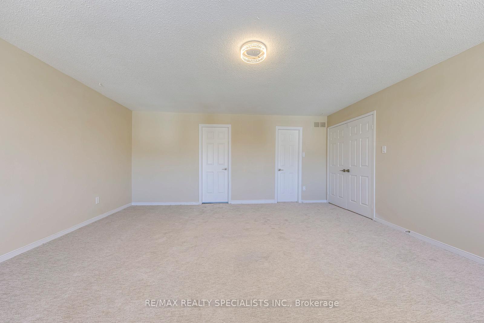 Photo 30 of 102 Sunforest Drive, Brampton, Heart Lake West — HOMEH